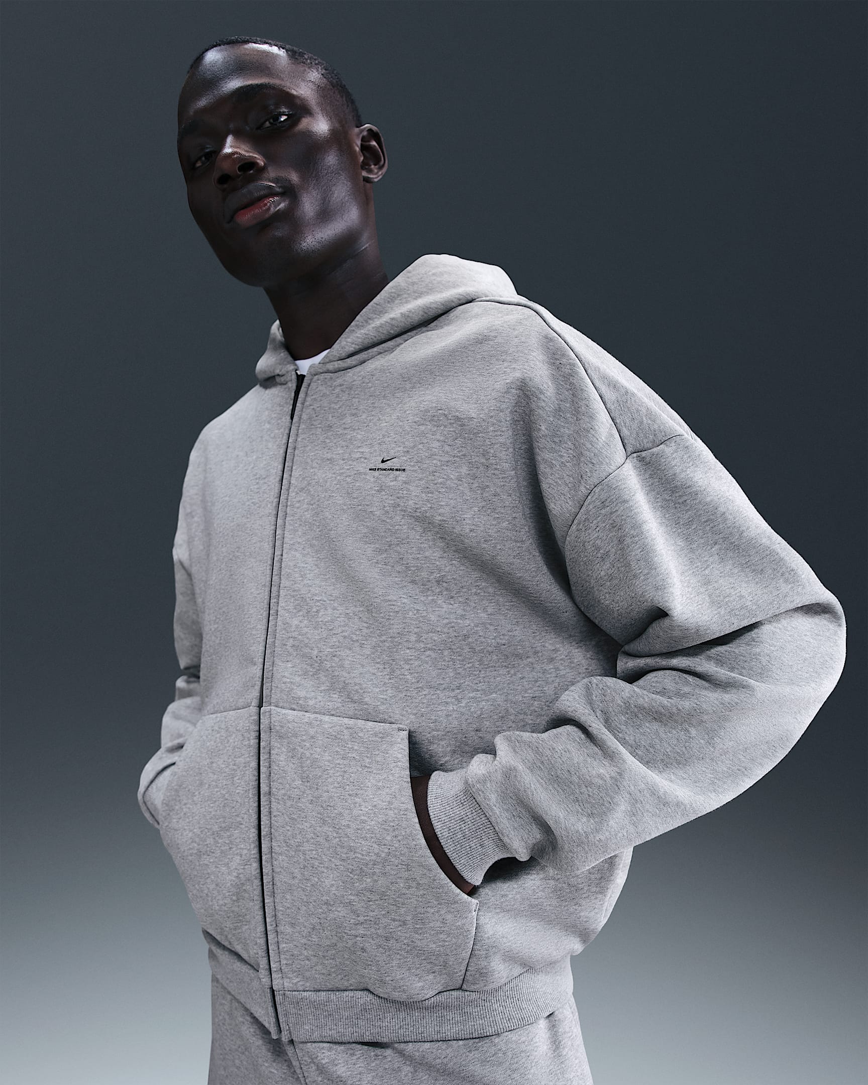 Nike Standard Issue Men's Therma-FIT Full-Zip Basketball Hoodie - Dark Grey Heather/Black