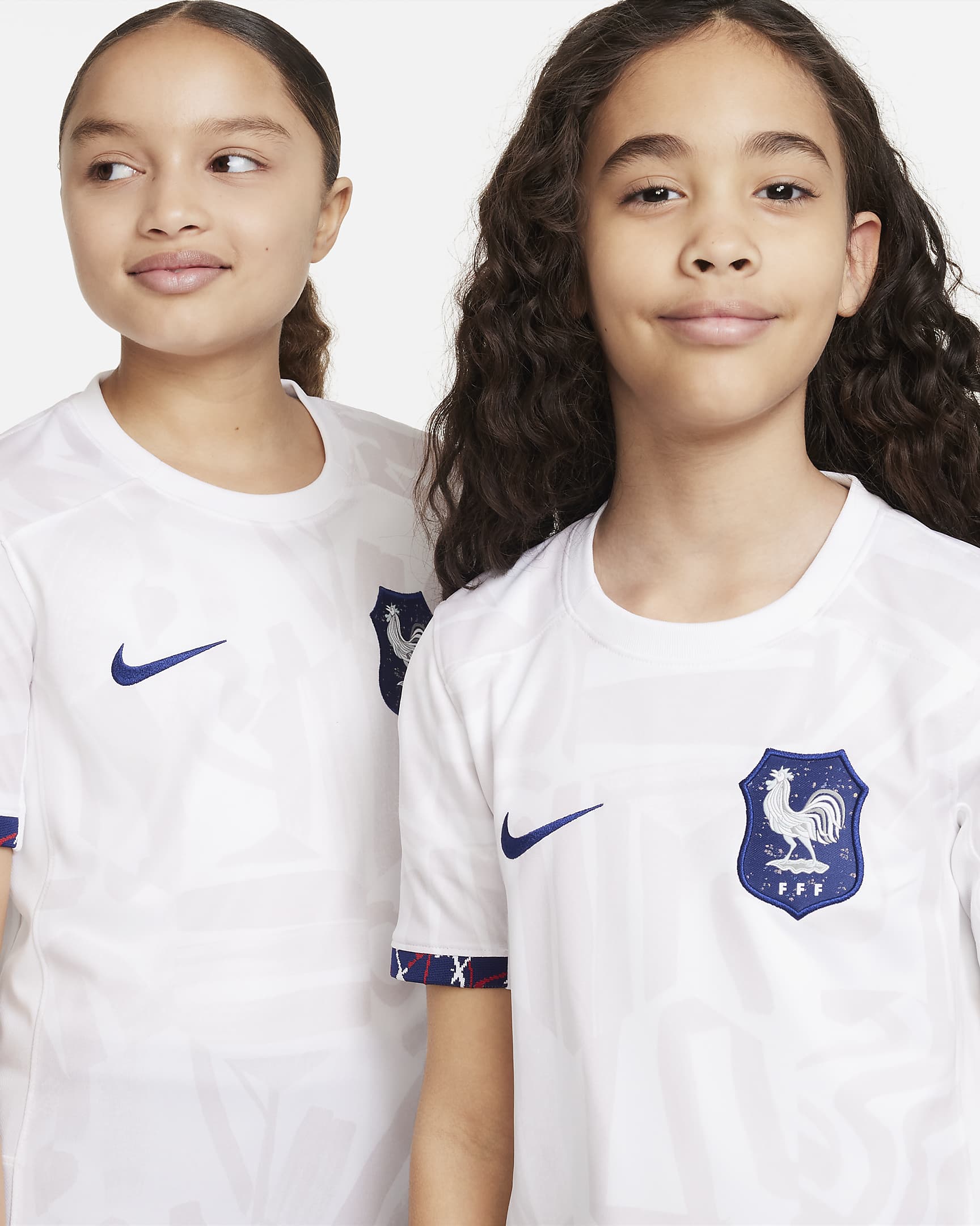 FFF 2023 Stadium Away Older Kids' Nike DriFIT Football Shirt. Nike LU