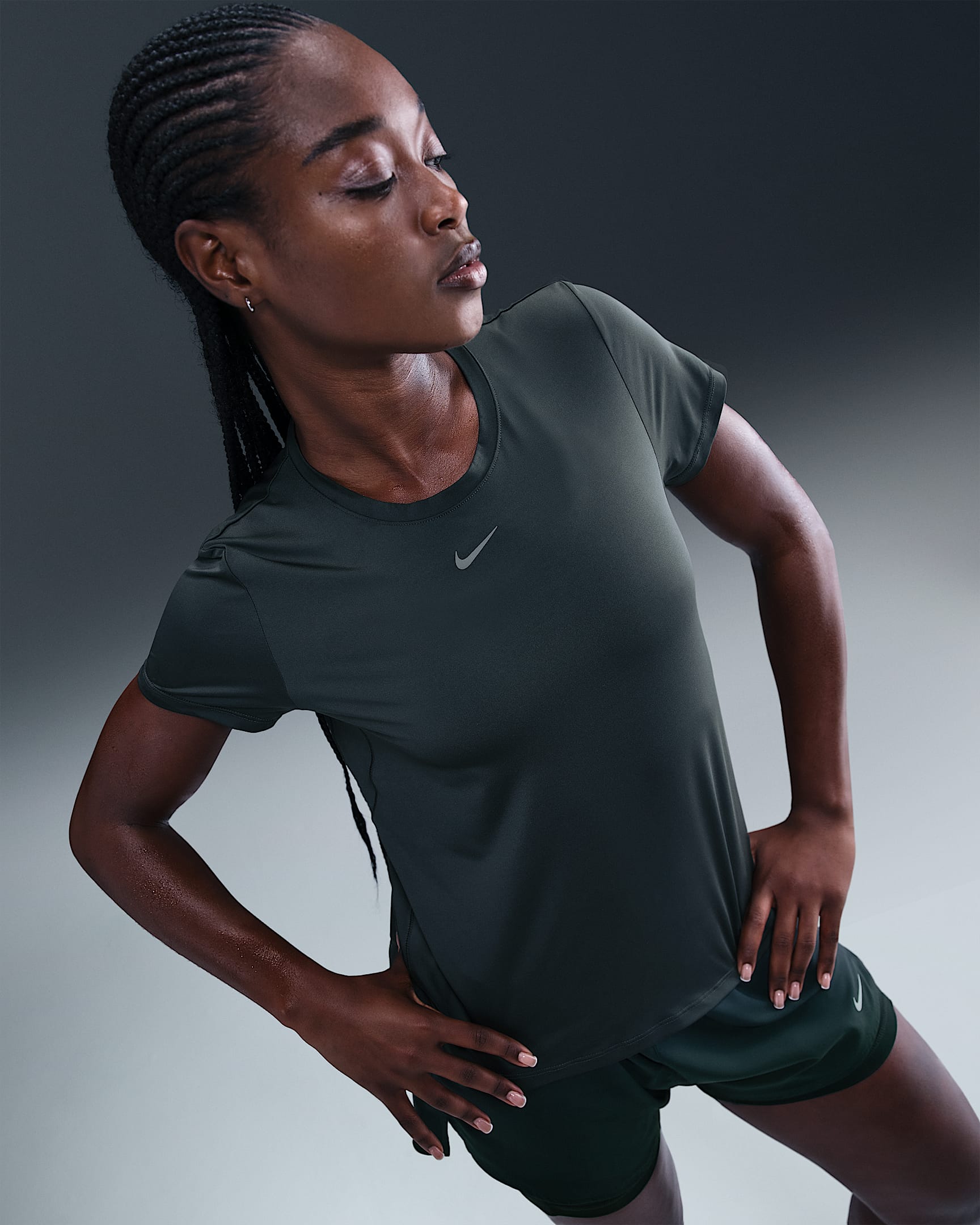 Nike One Classic Women's Dri-FIT Short-Sleeve Top - Seaweed