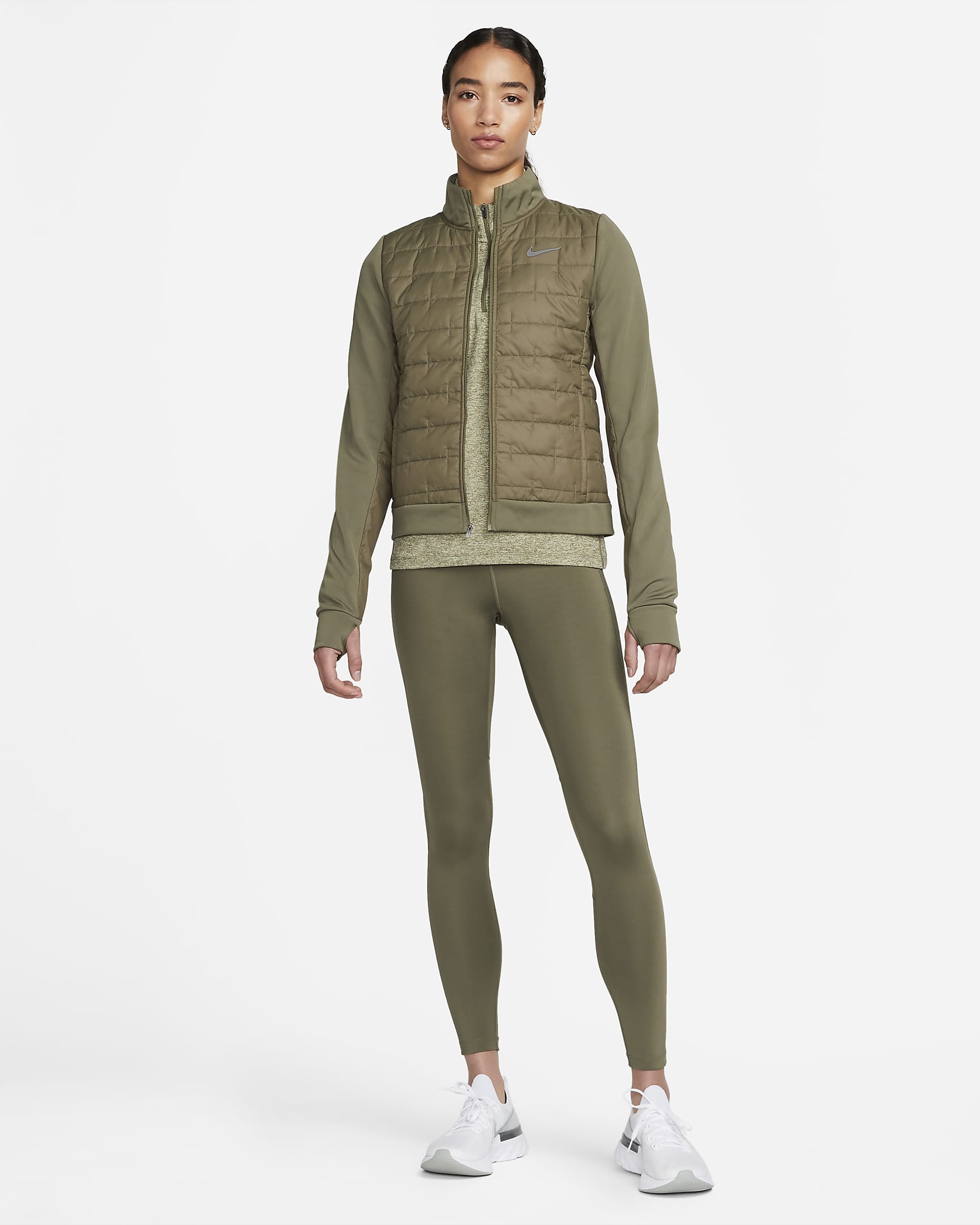 Nike Therma-FIT jakke med syntetisk fôr til dame - Medium Olive