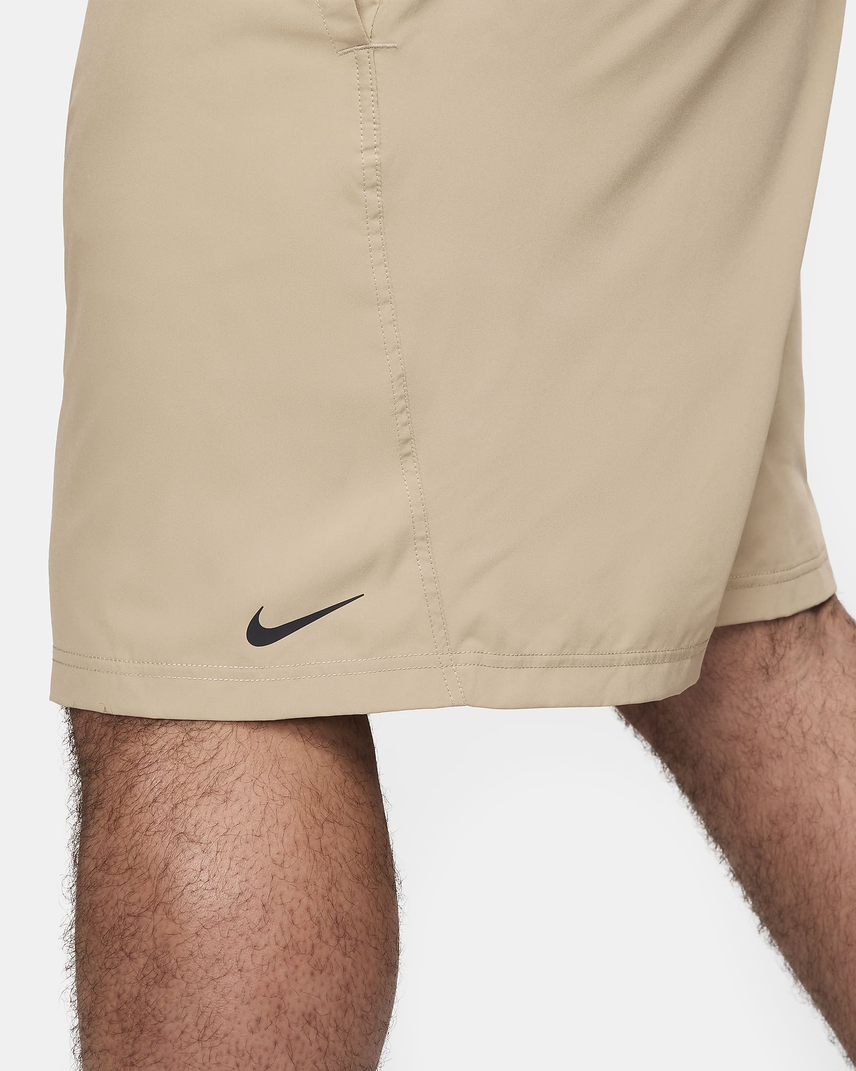 Shorts versátiles Dri-FIT de 23 cm sin forro para hombre Nike Form - Caqui/Negro