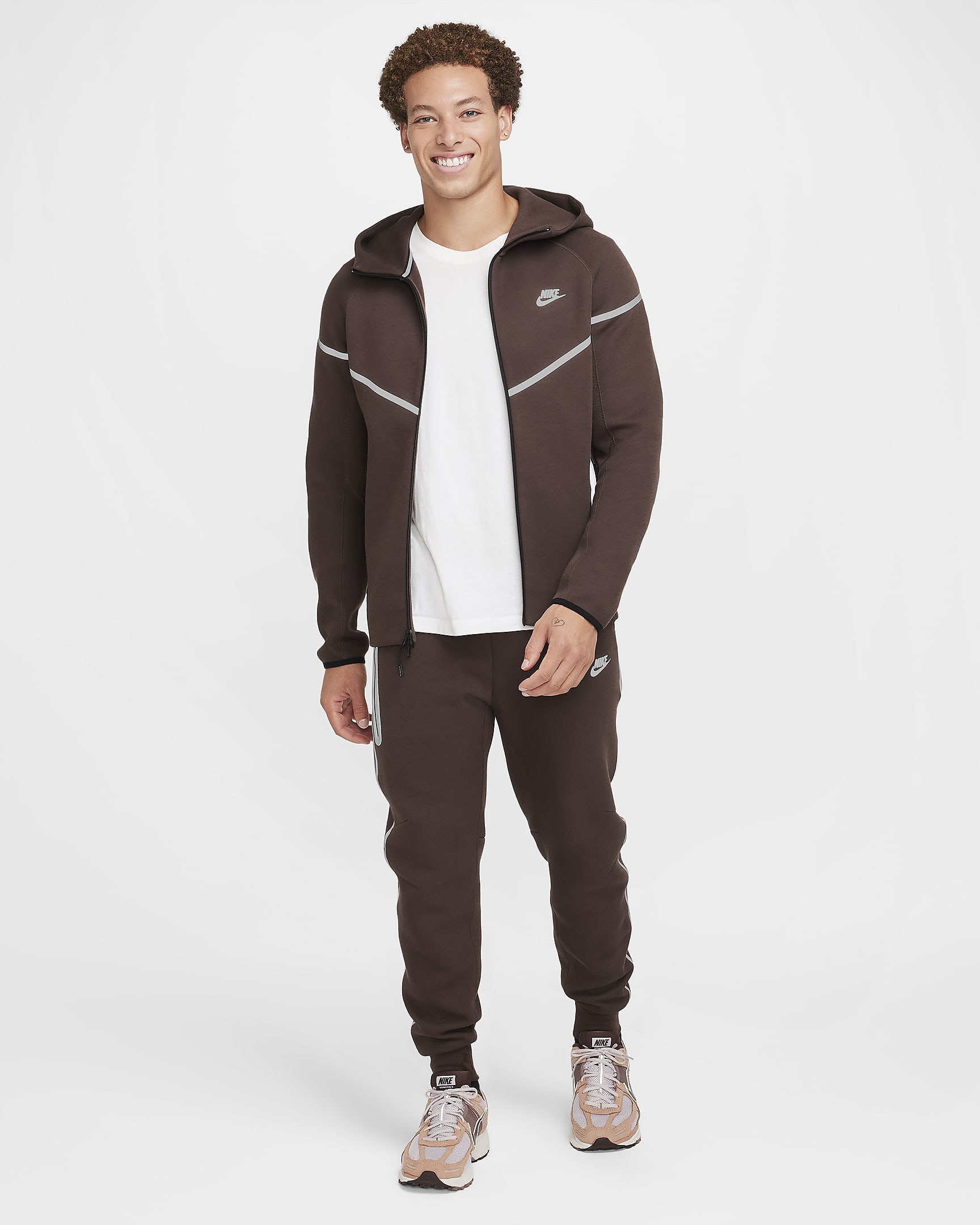 nike tech fleece windrunner jacket