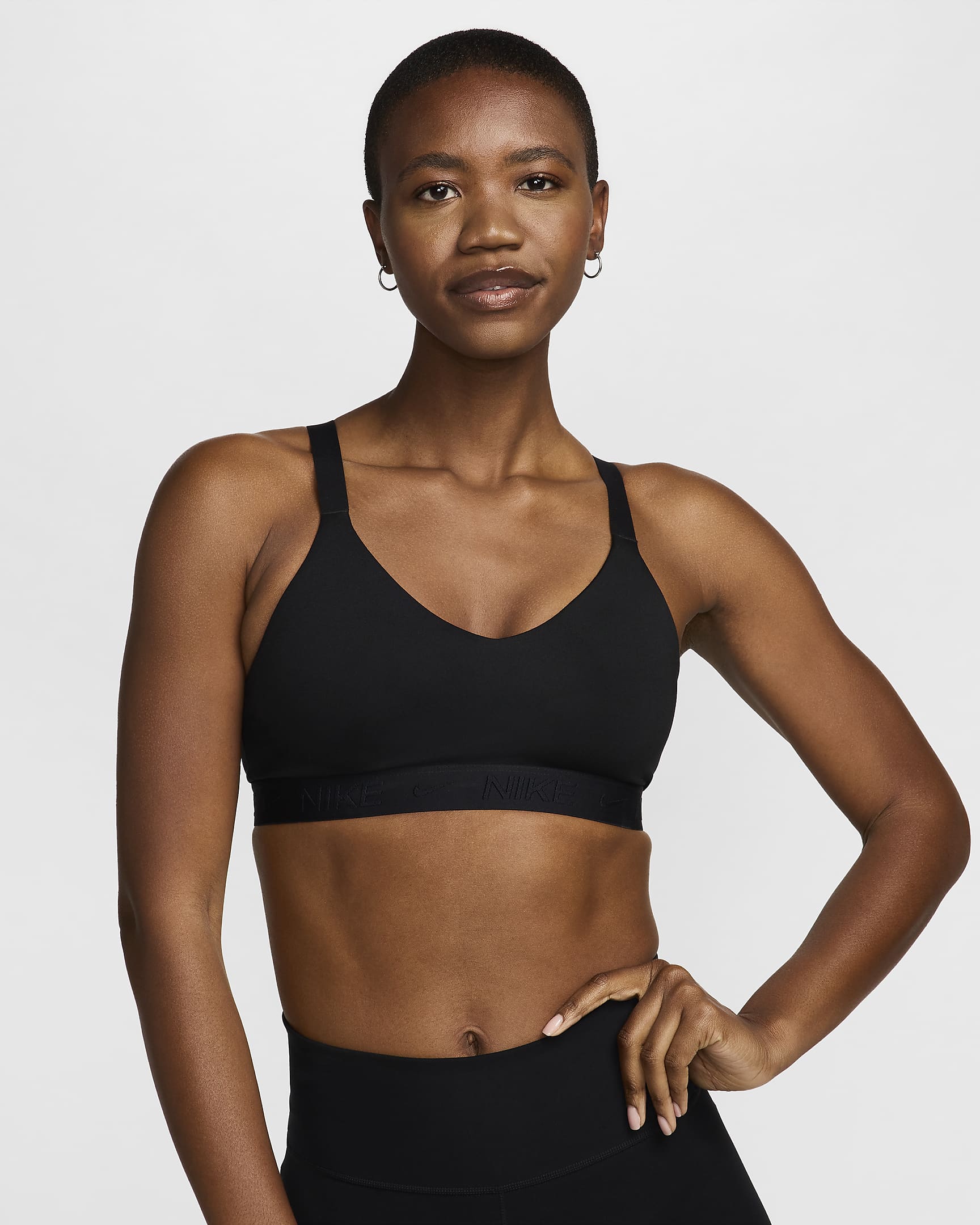 Nike Indy Medium Support justerbar sports-BH med polstring til dame - Svart/Svart/Svart