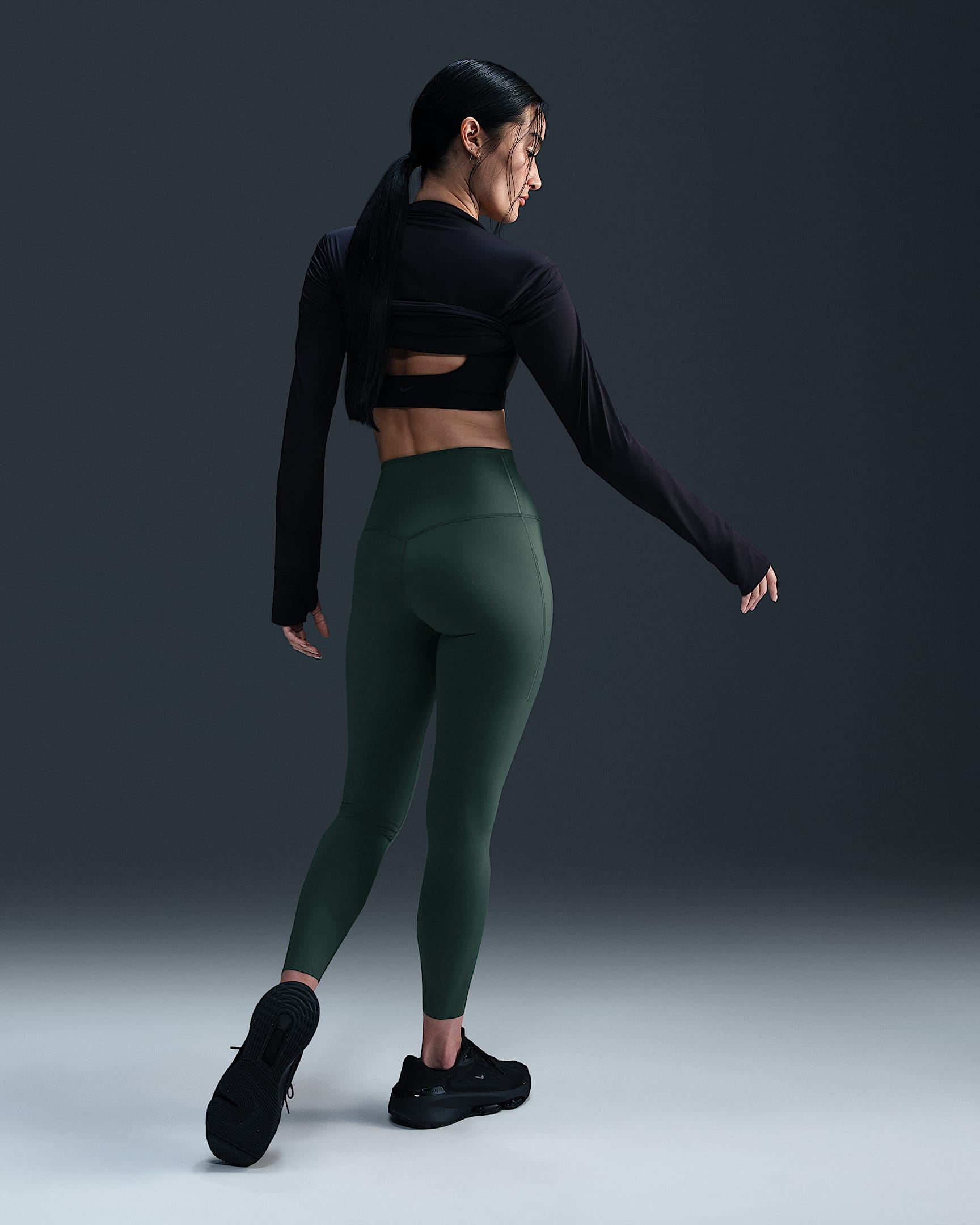 Nike Go Women's FirmSupport HighWaisted 7/8 Leggings with Pockets