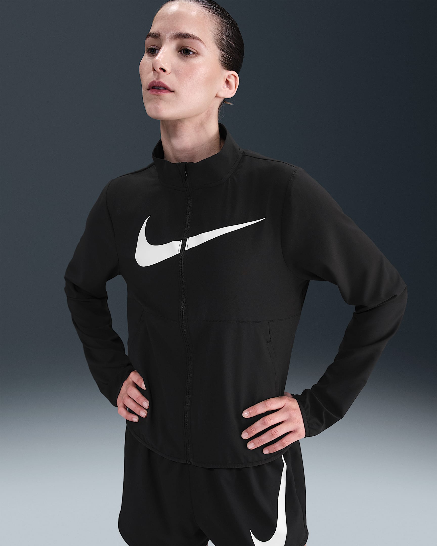 Nike Tempo Swoosh Run Women's Dri-FIT Running Jacket - Black/White