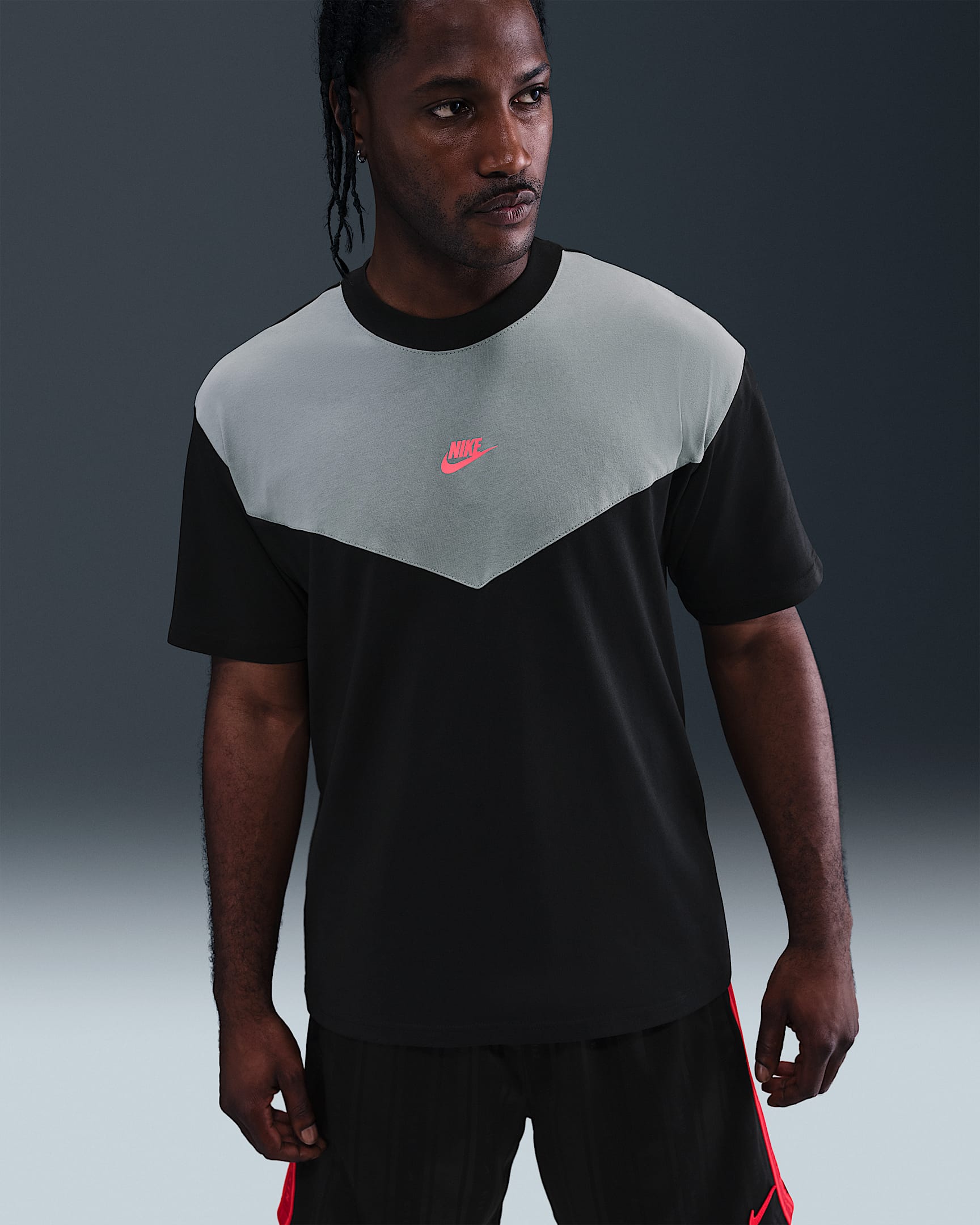 Pánské tričko Nike Sportswear - Černá/Smoke Grey/Bright Crimson