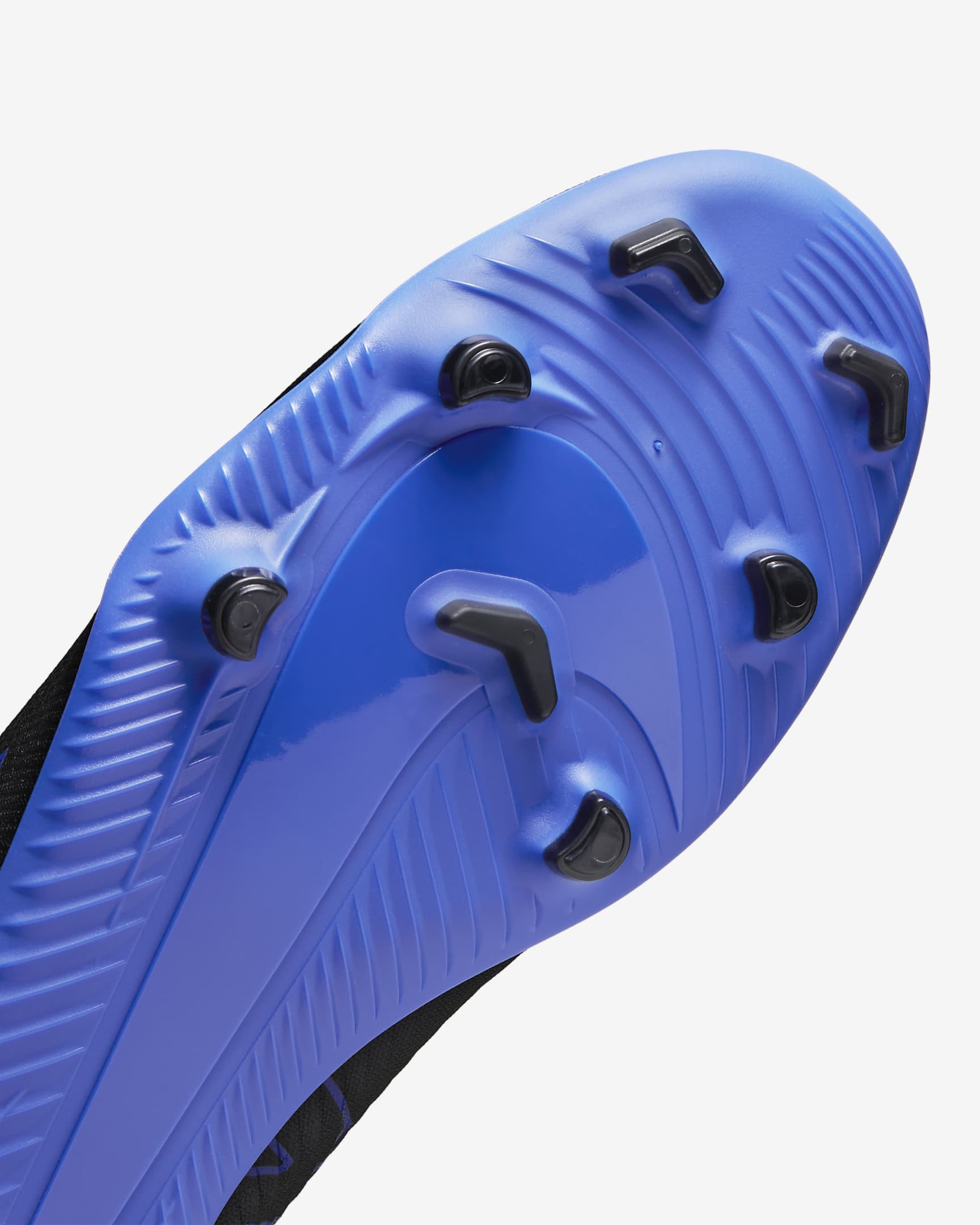 Nike Mercurial Vapor 15 Club MultiGround Football Boot. Nike ID