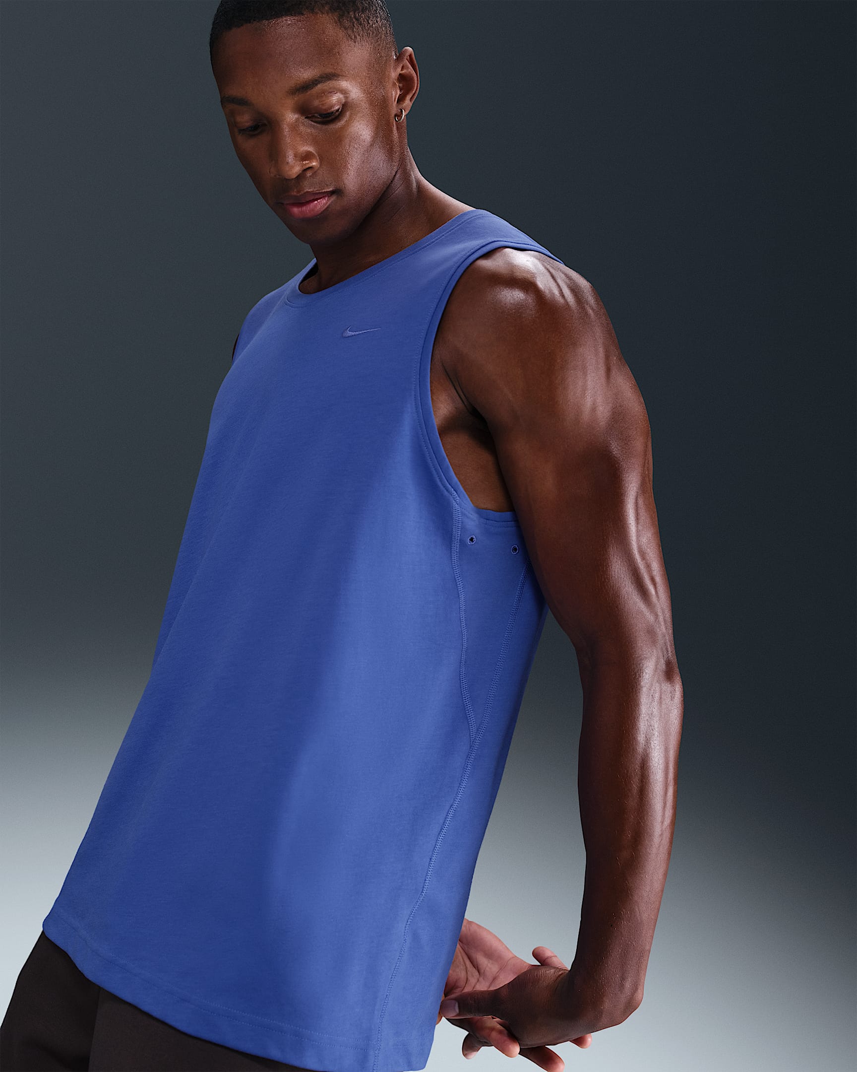 Nike Primary Men's Dri-FIT Versatile Tank - Comet Blue/Comet Blue
