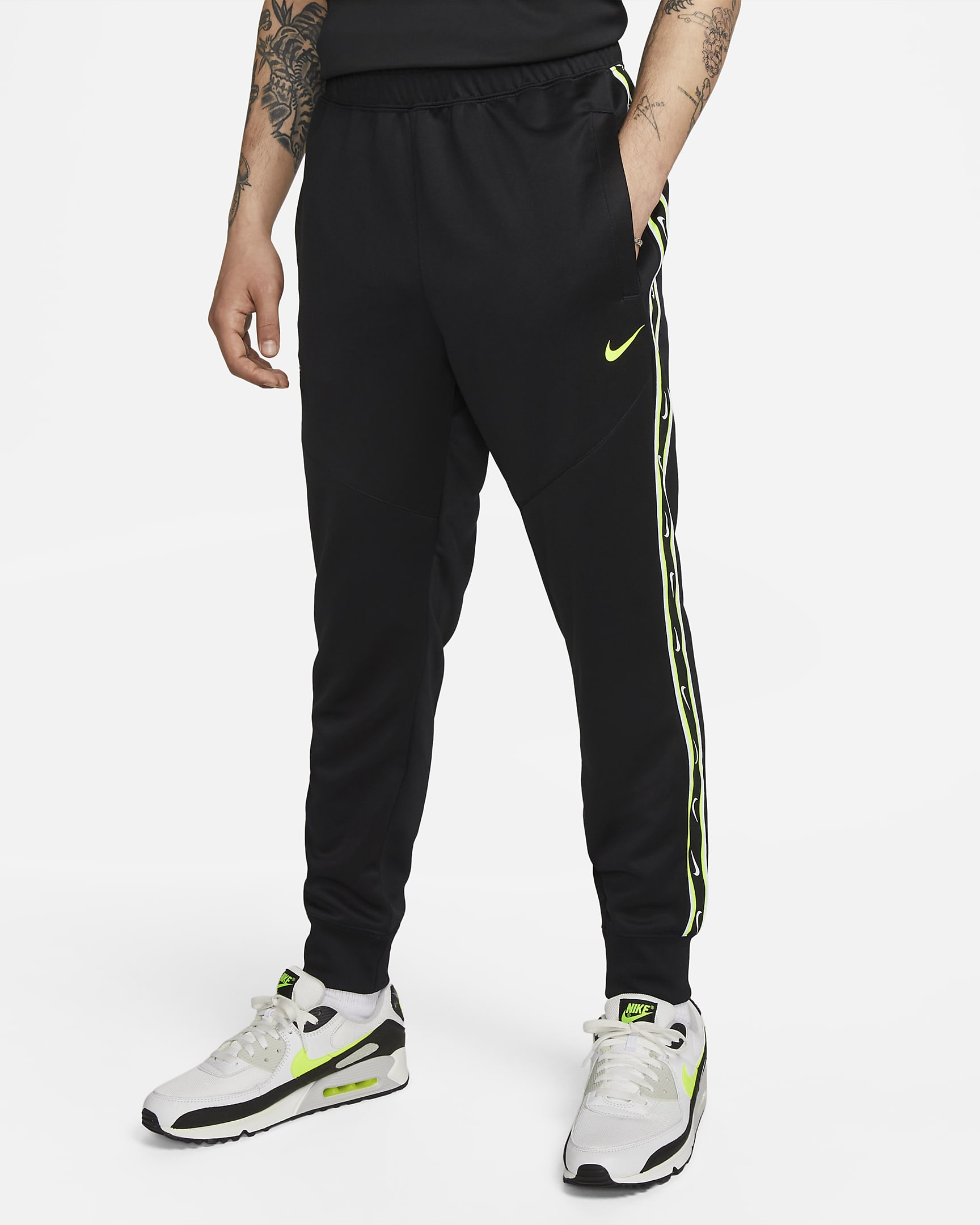 Nike Sportswear Repeat Men's Joggers. Nike LU