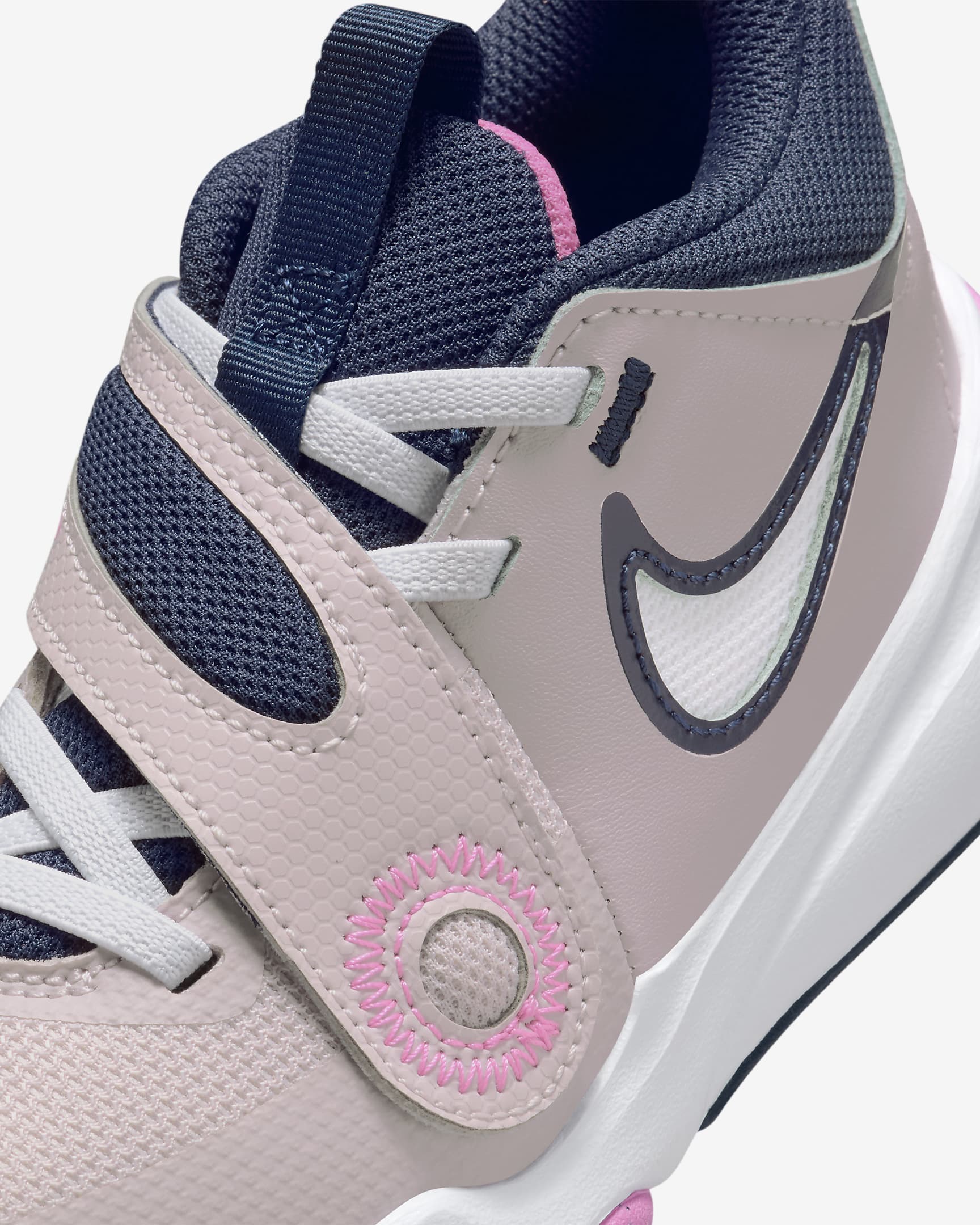 Nike Team Hustle D 11 Little Kids' Shoes - Platinum Violet/Playful Pink/Midnight Navy/White