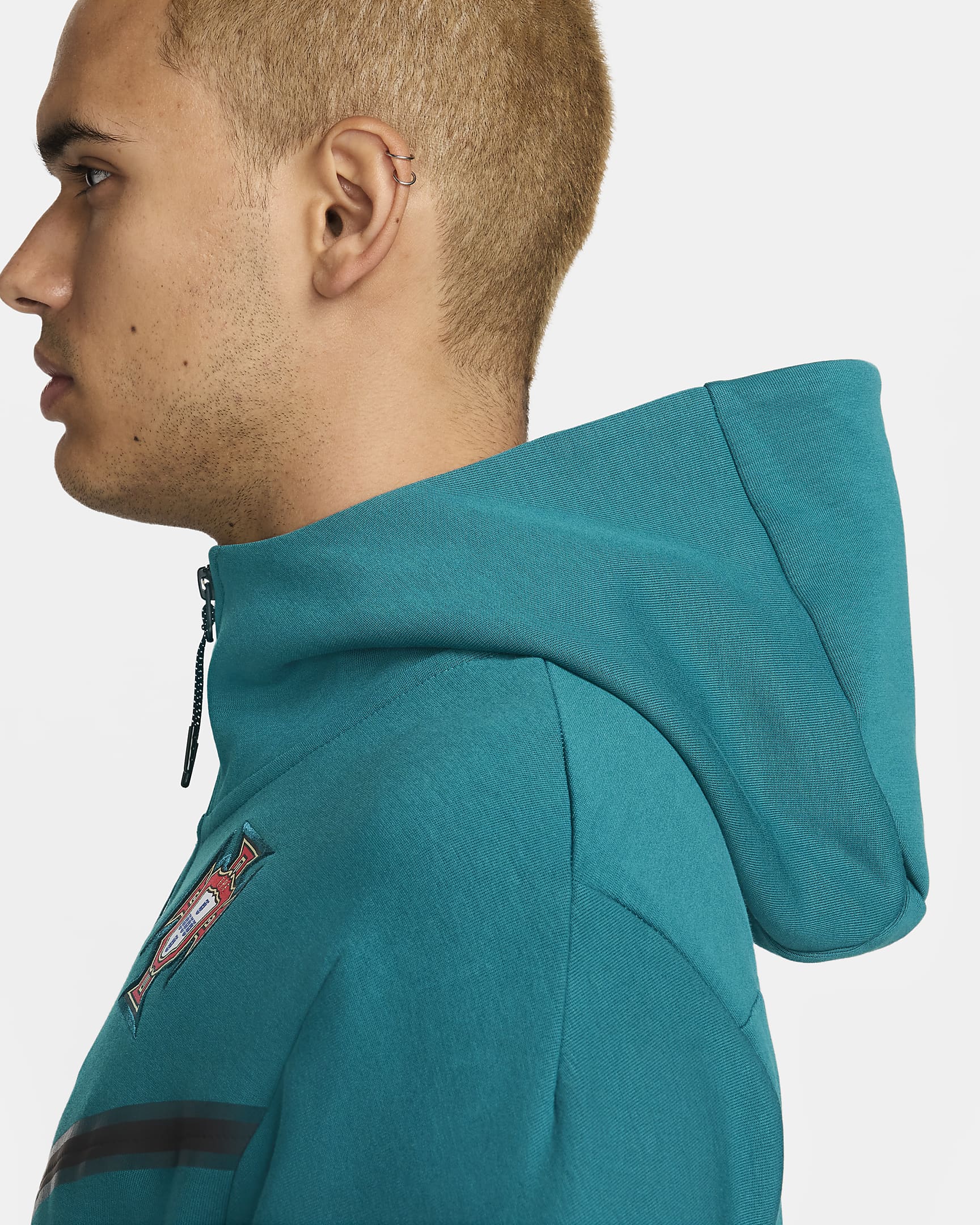 Portugália Tech Fleece Windrunner Nike Soccer hosszú cipzáras, kapucnis férfipulóver - Geode Teal/Sail