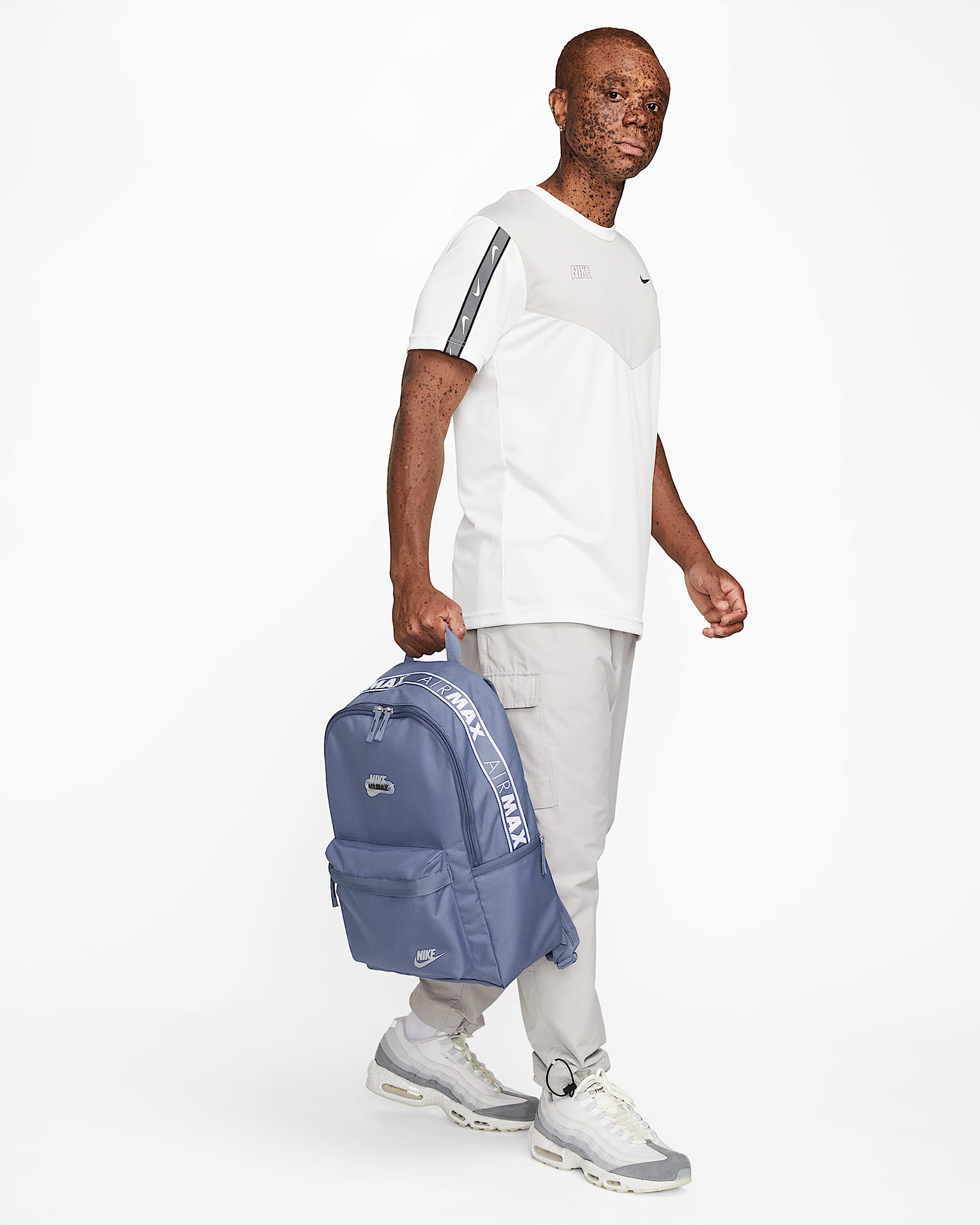 Nike Heritage Backpack (25L). Nike NO