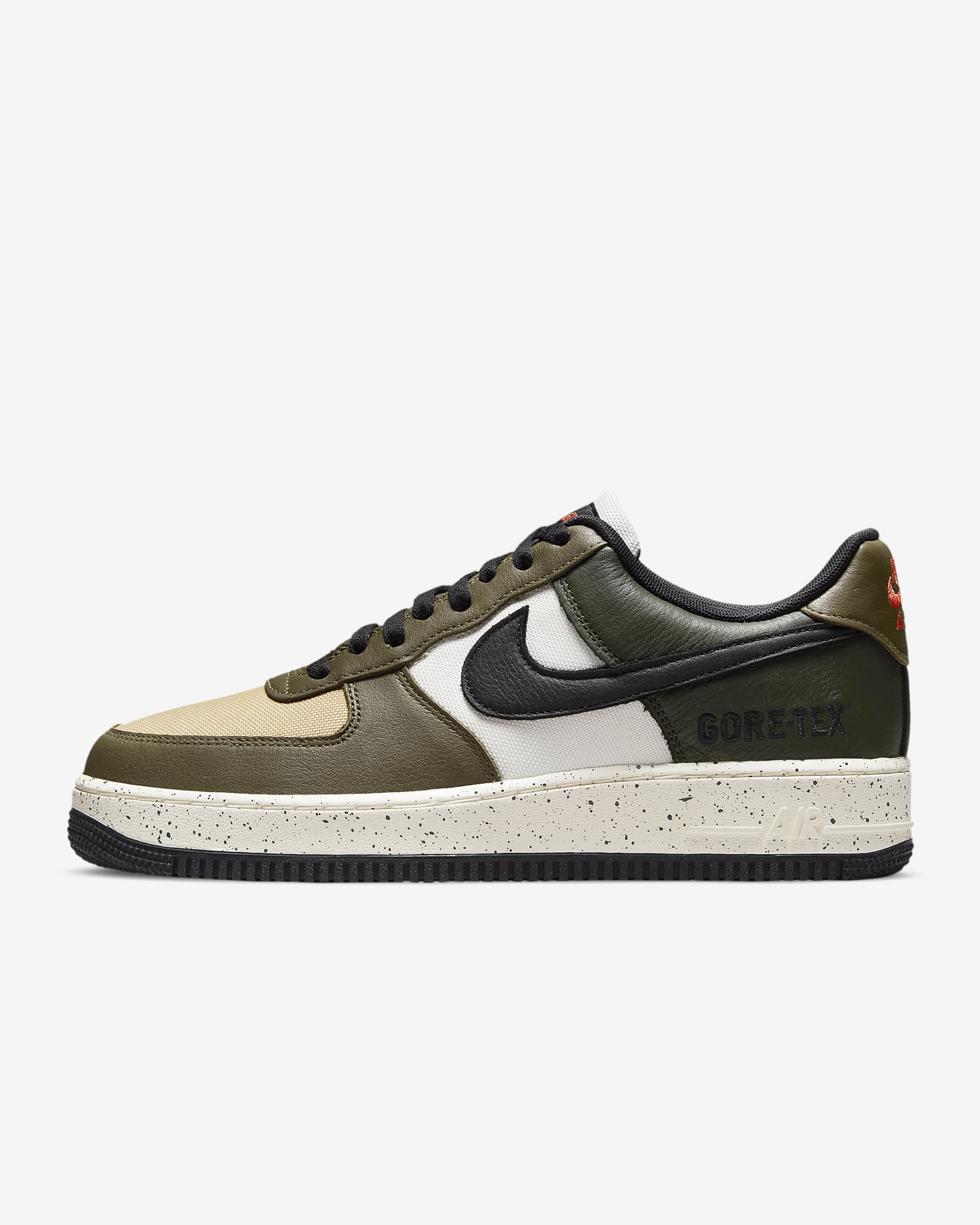 Nike Air Force 1 GORE-TEX 男鞋 - Medium Olive/Carbon Green/Sail/黑色