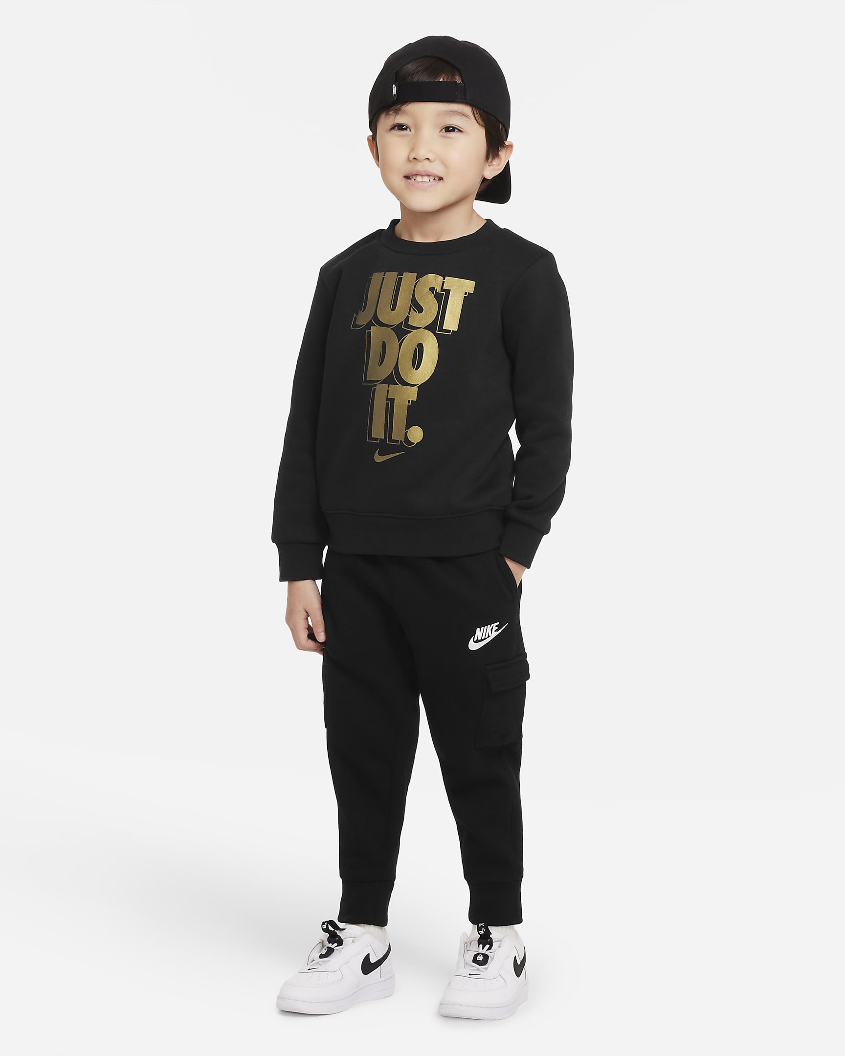 Nike Just Do It Gifting Crew Neck Toddler Crew Neck. Nike UK