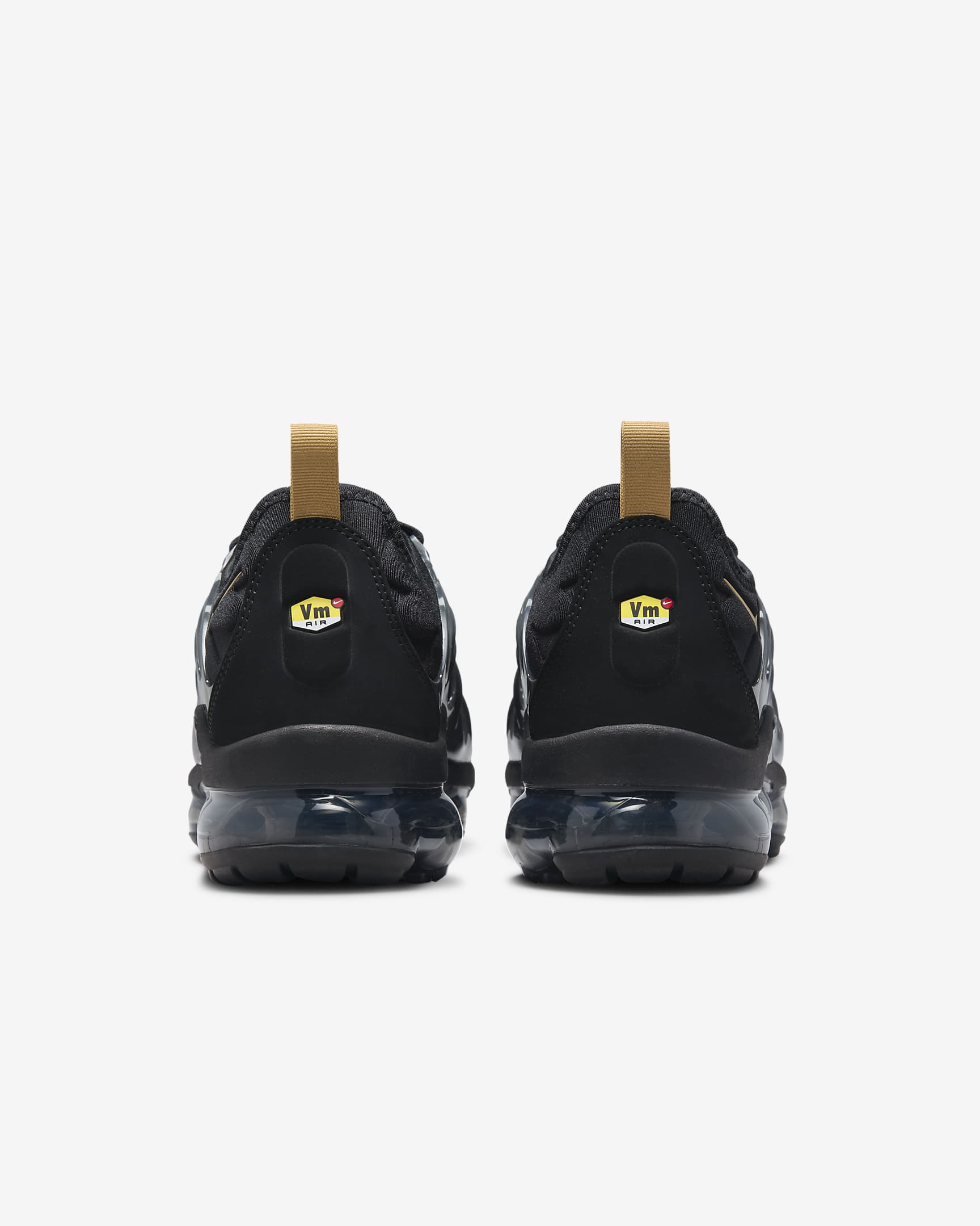 vapormax plus with shorts