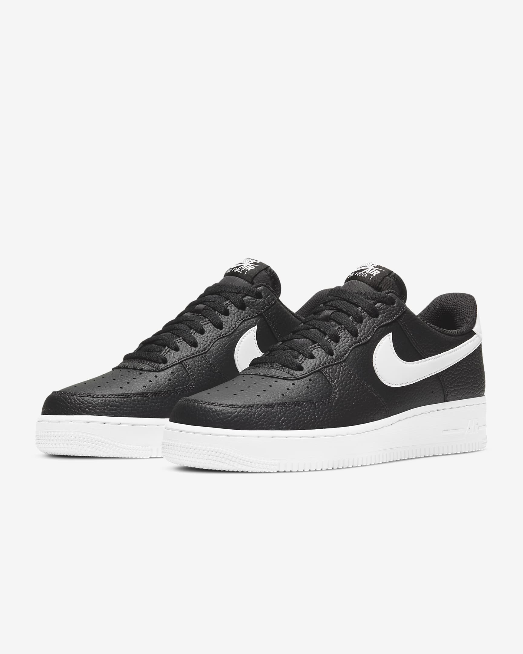 Calzado para hombre Nike Air Force 1 '07 - Negro/Blanco