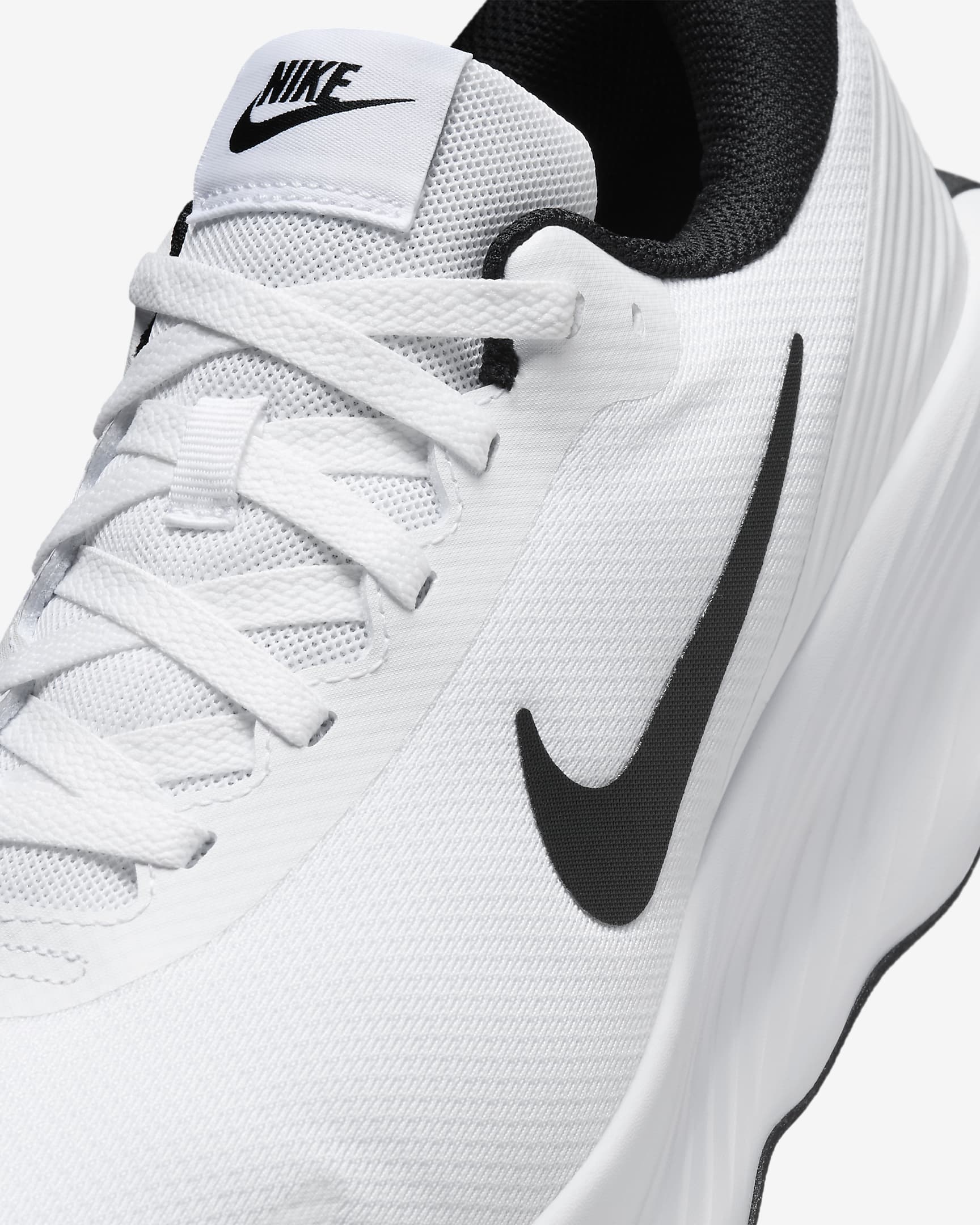 Chaussure de marche Nike Promina pour homme - Blanc/Noir