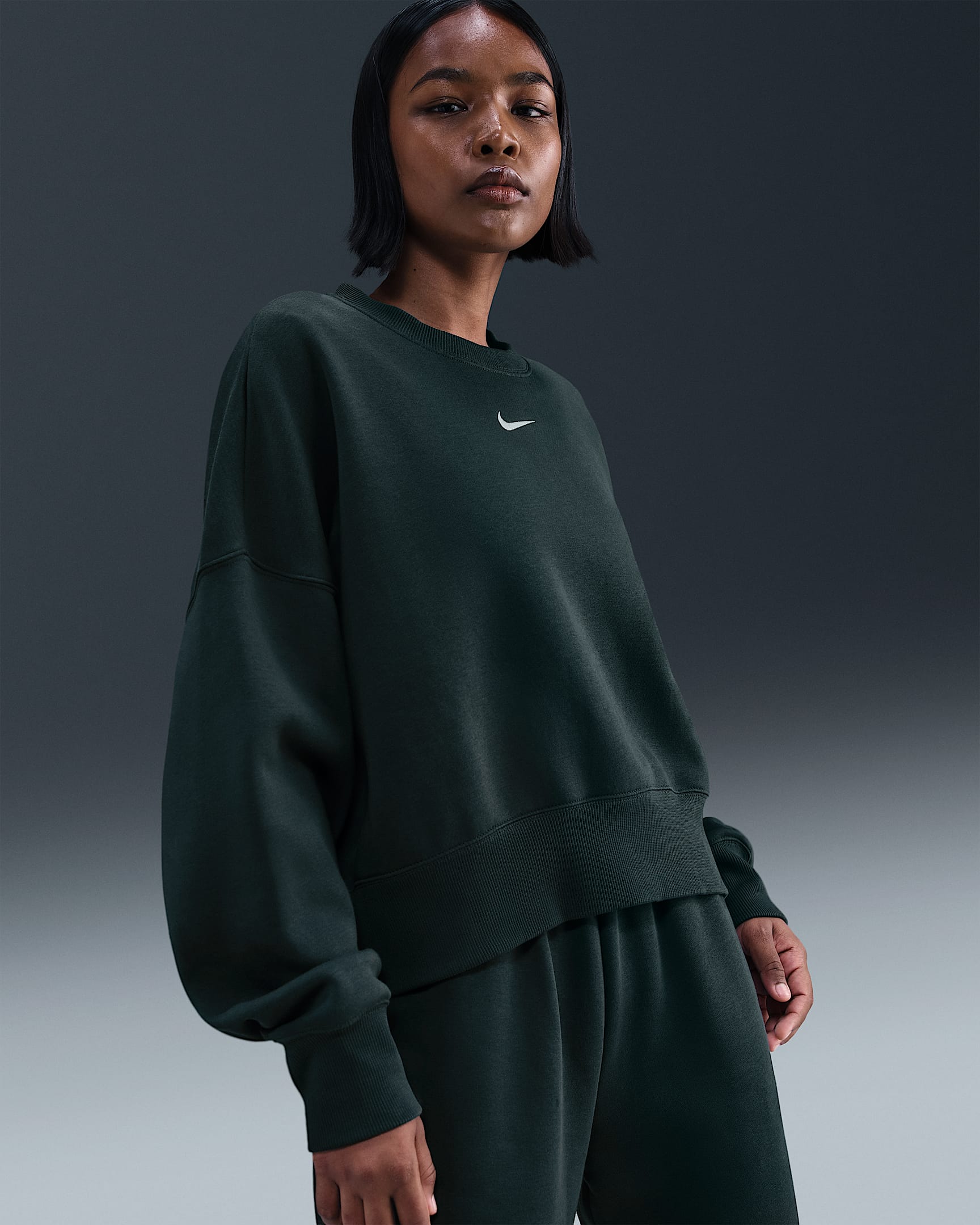 Nike Sportswear Phoenix Fleece Women's Over-Oversized Crew-Neck Sweatshirt - Seaweed/Sail
