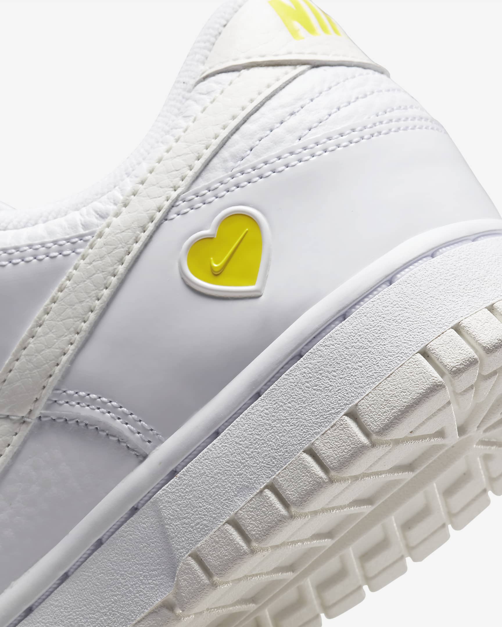 Scarpa Nike Dunk Low – Donna - Bianco/Opti Yellow/Sail