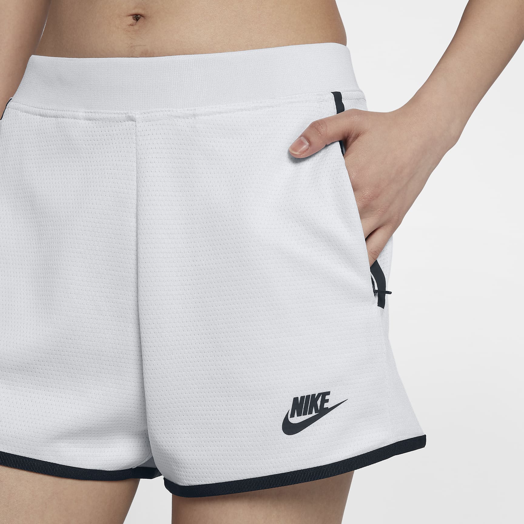 Nike Sportswear Tech Fleece Women's Shorts - White/Black