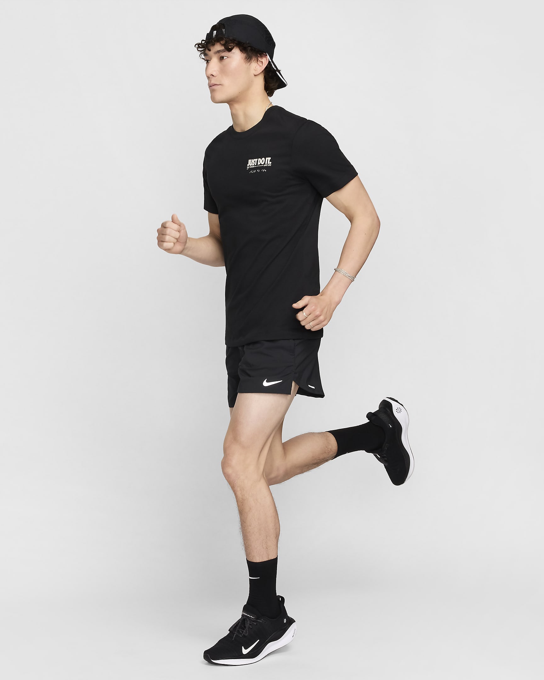 Nike Men's Dri-FIT Running T-Shirt - Black