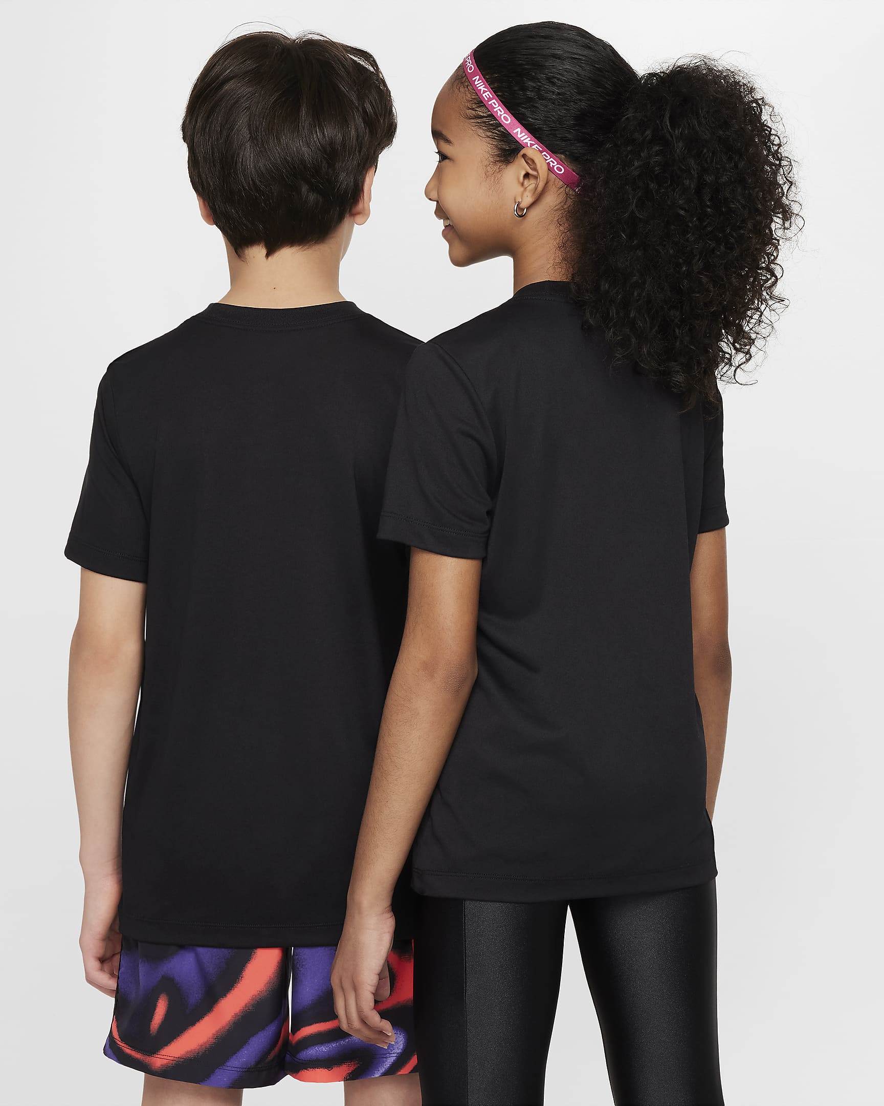 Playera Dri-FIT para niños talla grande Nike Legend - Negro