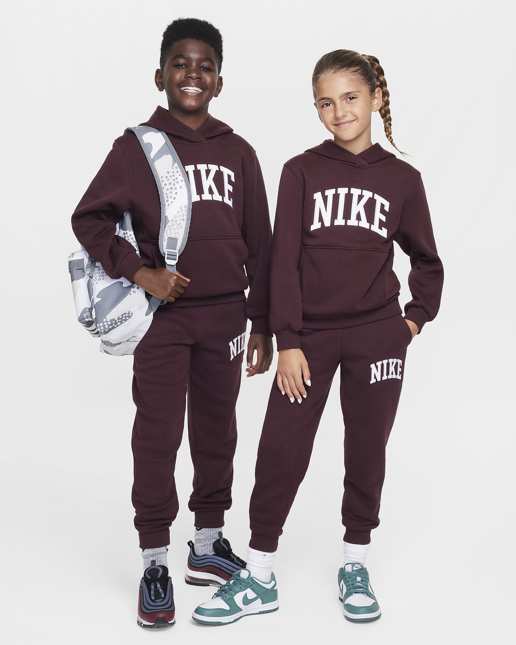 Nike Sportswear Club Fleece Big Kids' Hoodie - Burgundy Crush/White