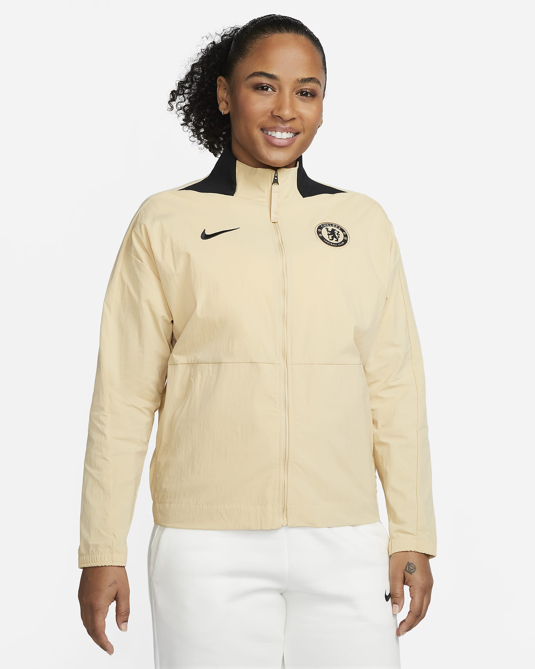 Chelsea F.C. Women's Nike DriFIT Woven Football Jacket. Nike LU