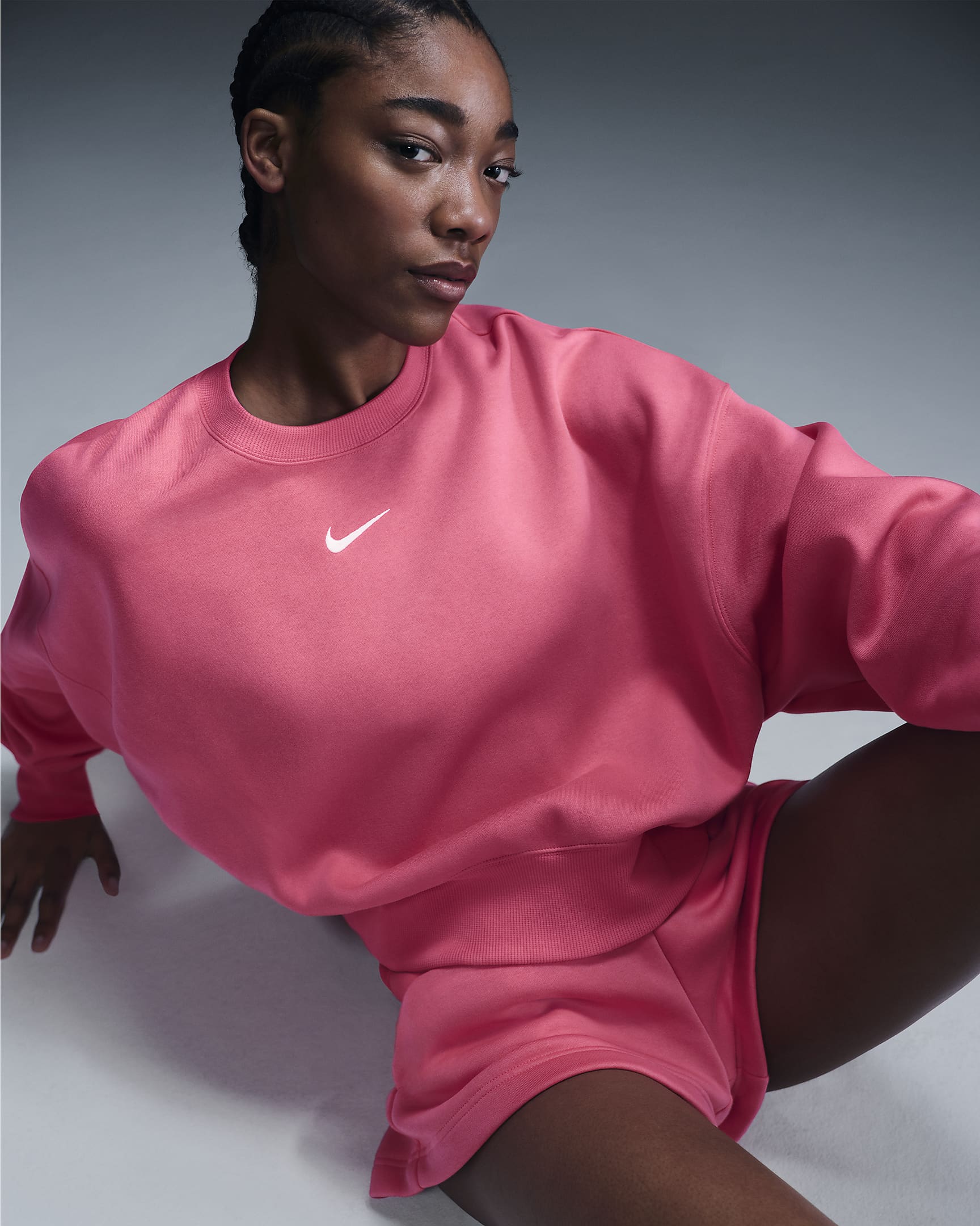 Nike Sportswear Phoenix Fleece extrán túlméretezett, kerek nyakkivágású női pulóver - Aster Pink/Sail