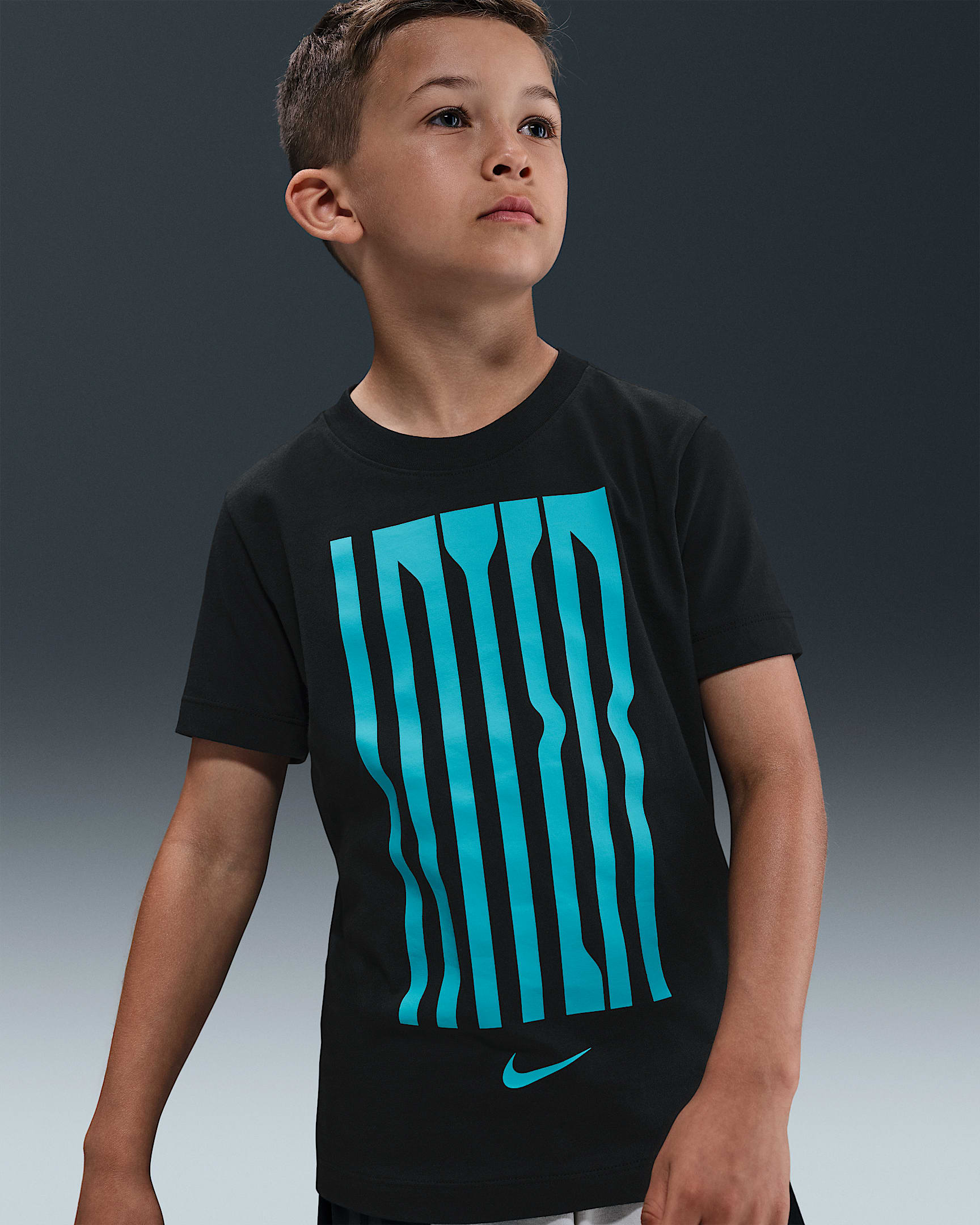 Inter Milan Nike Genç Çocuk Futbol Tişörtü - Siyah