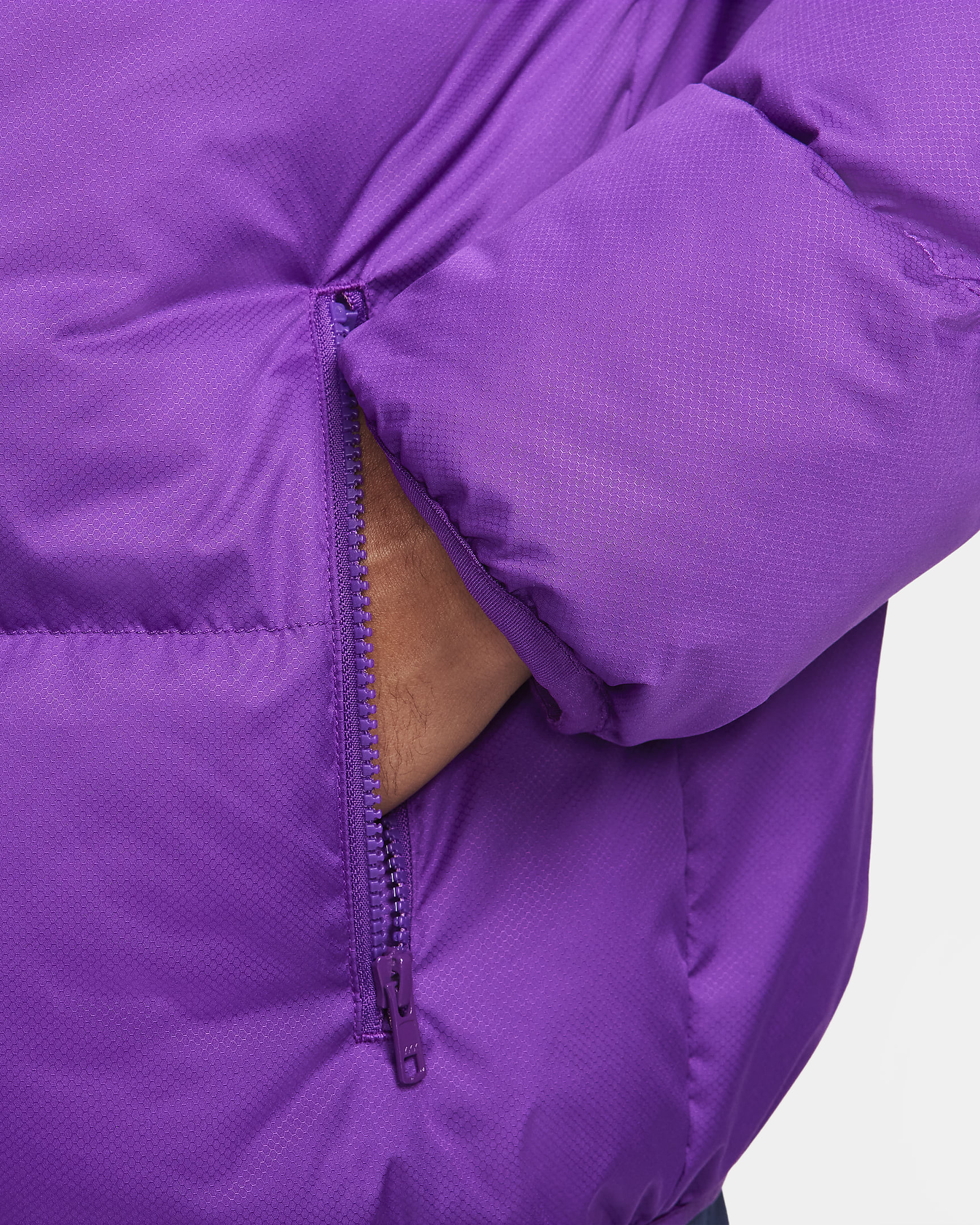 Nike Sportswear Club Men's Puffer Jacket - Disco Purple/White