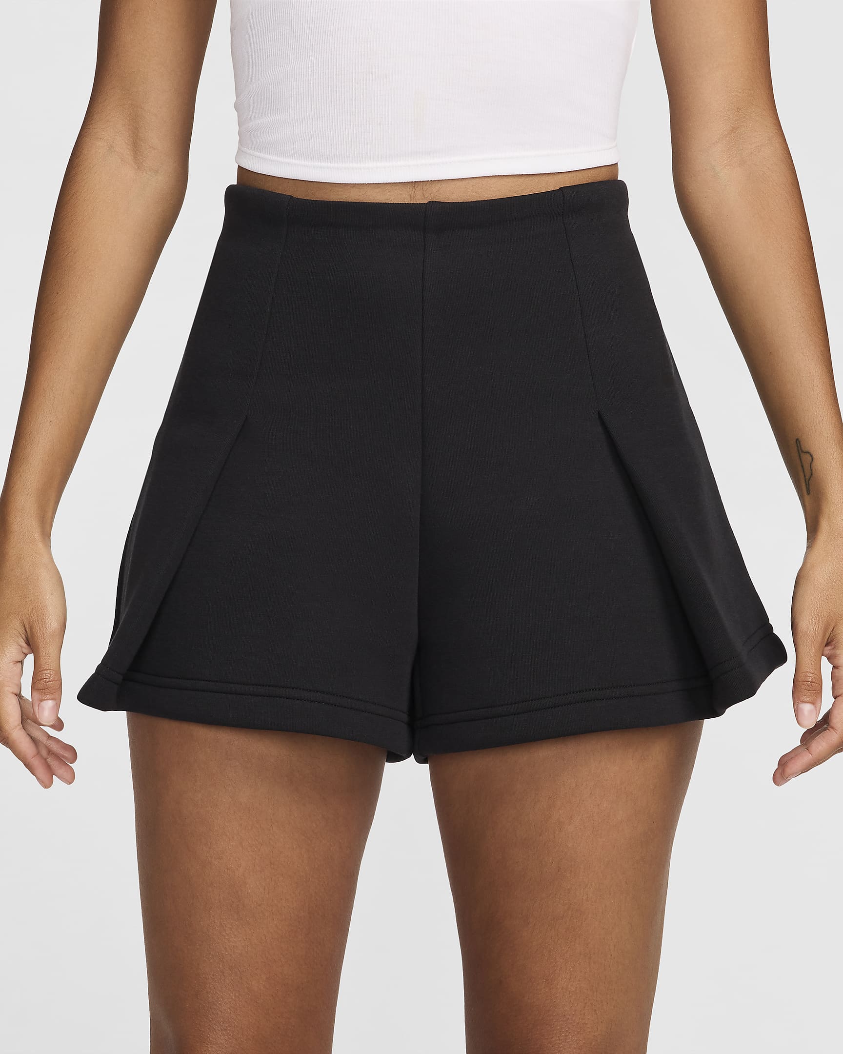 Nike Sportswear Tech Fleece Women's High-Waisted 3" Pleated Shorts - Black/Black