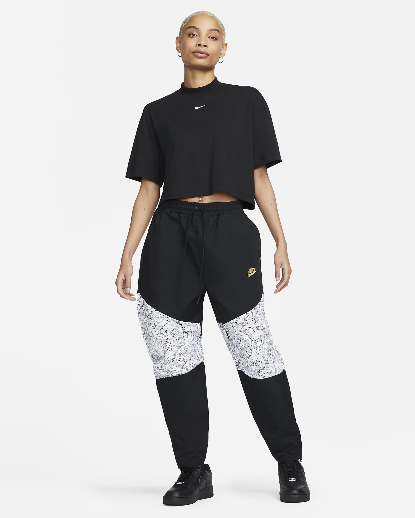 Serena Williams Design Crew Women's Woven Trousers. Nike NZ