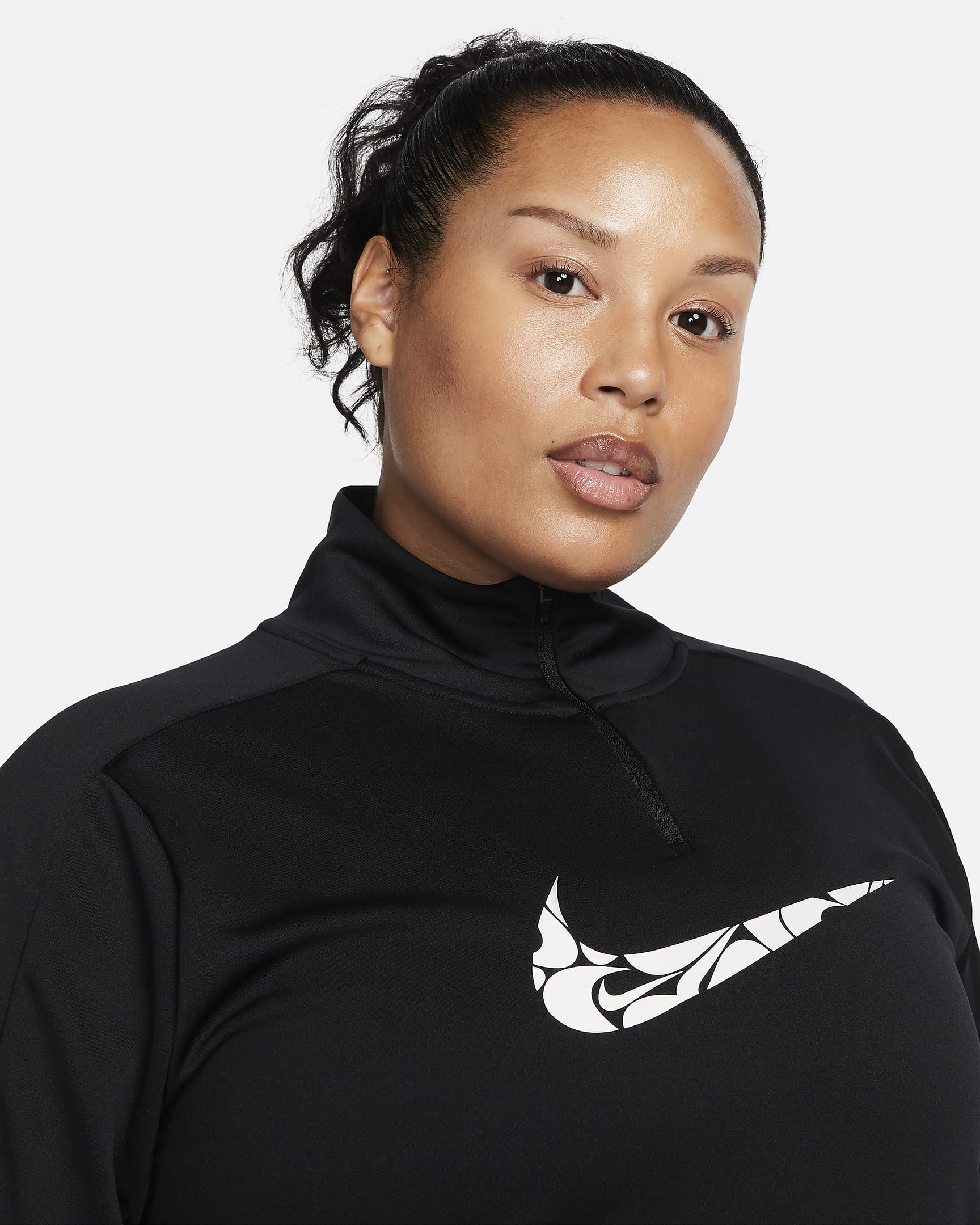 Vêtement deuxième couche à 1/4 de zip DriFIT Nike Swoosh pour femme (grande taille). Nike FR