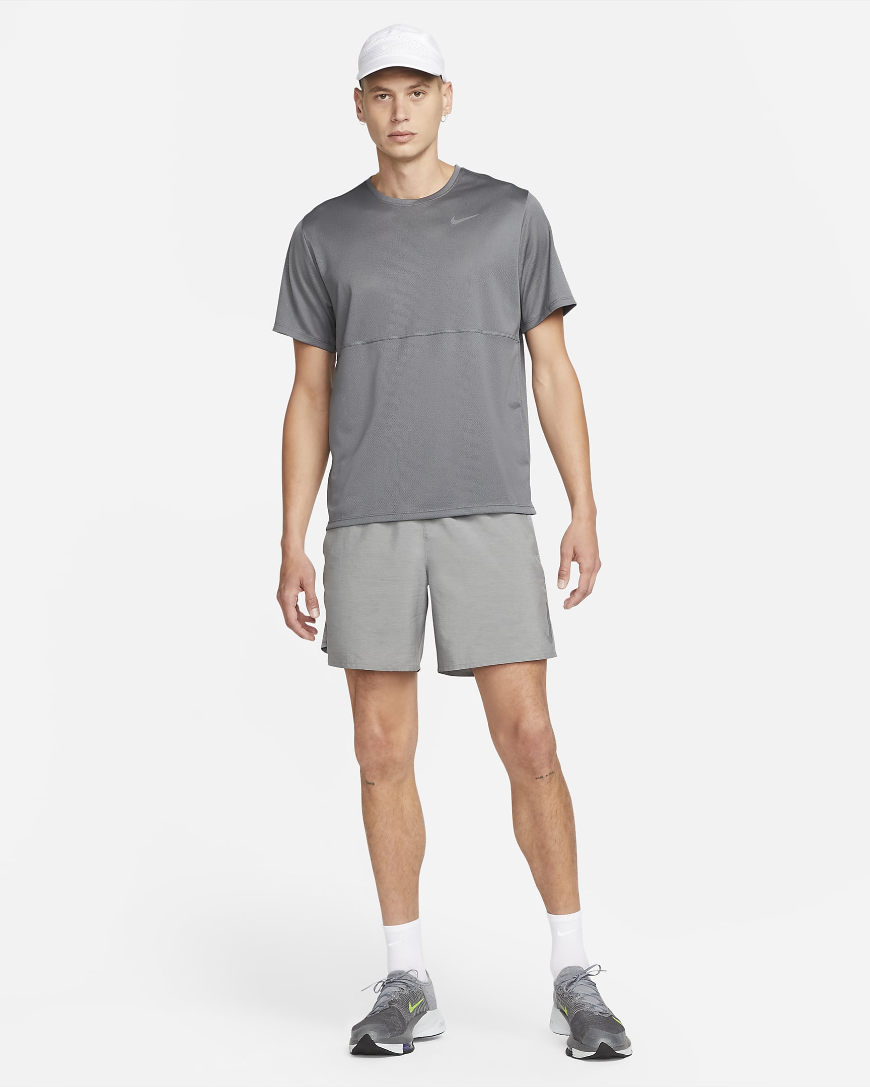 Nike Breathe Men's Running Top. Nike SA