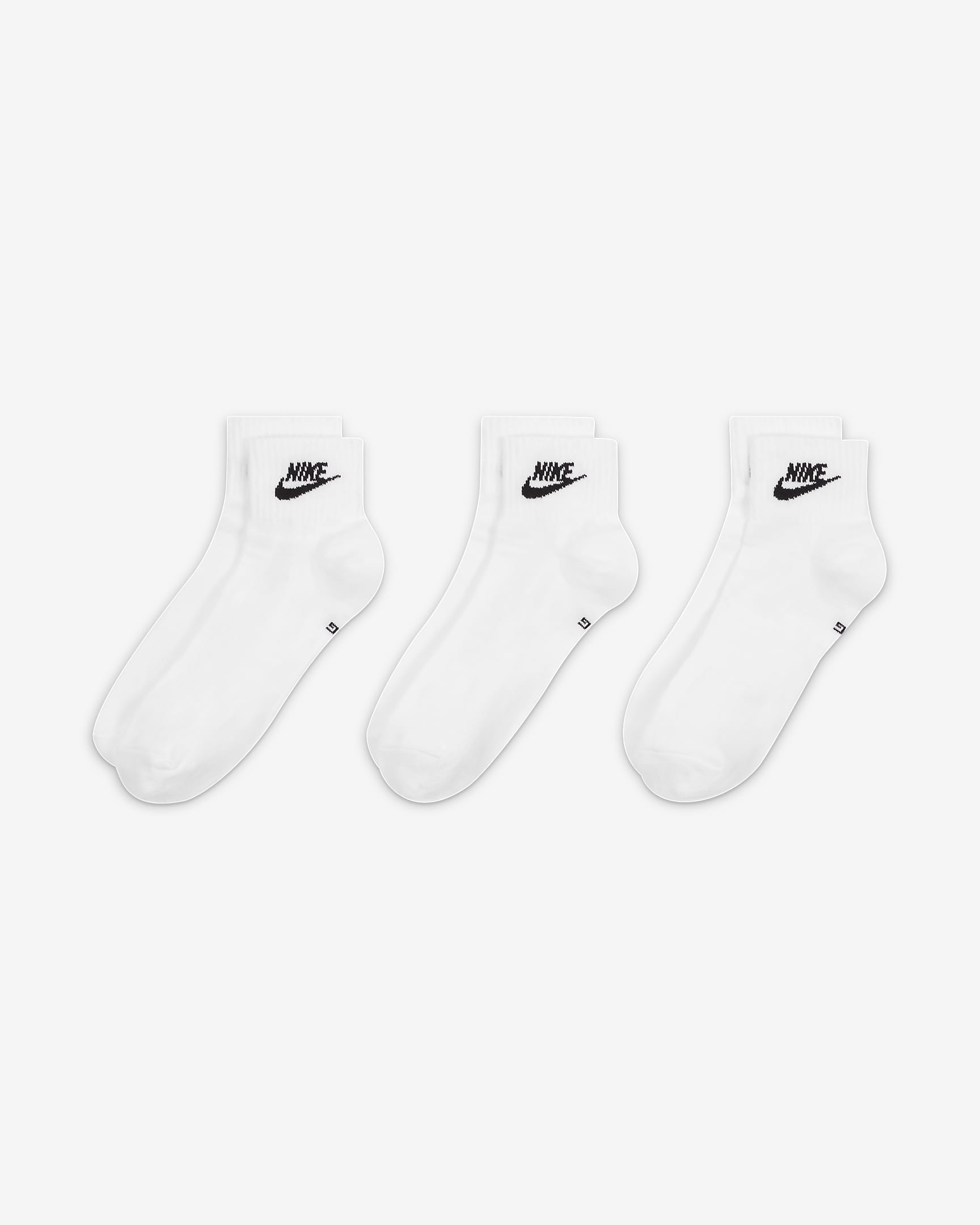 Nike Everyday Essential Ankle Socks (3 Pairs). Nike LU