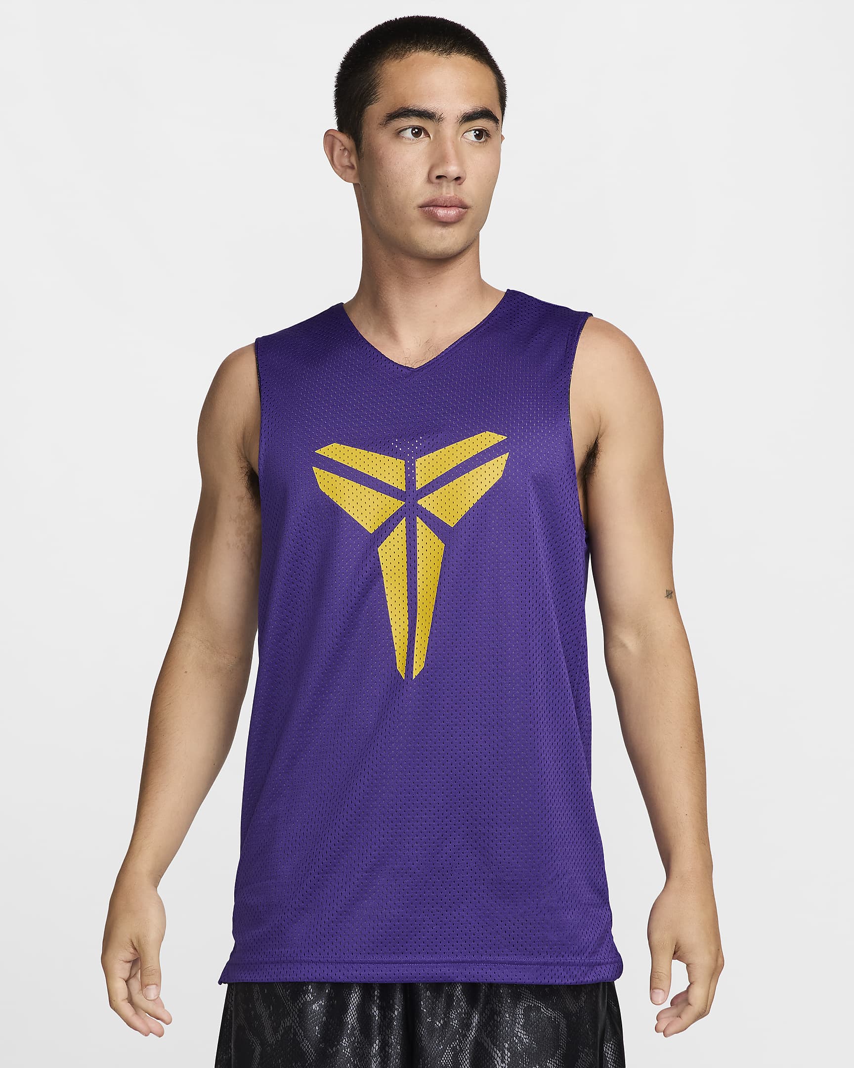 เสื้อแข่งบาสเก็ตบอลผู้ชายใส่ได้ 2 ด้าน Dri-FIT Standard Issue Kobe - ดำ/Field Purple/Amarillo