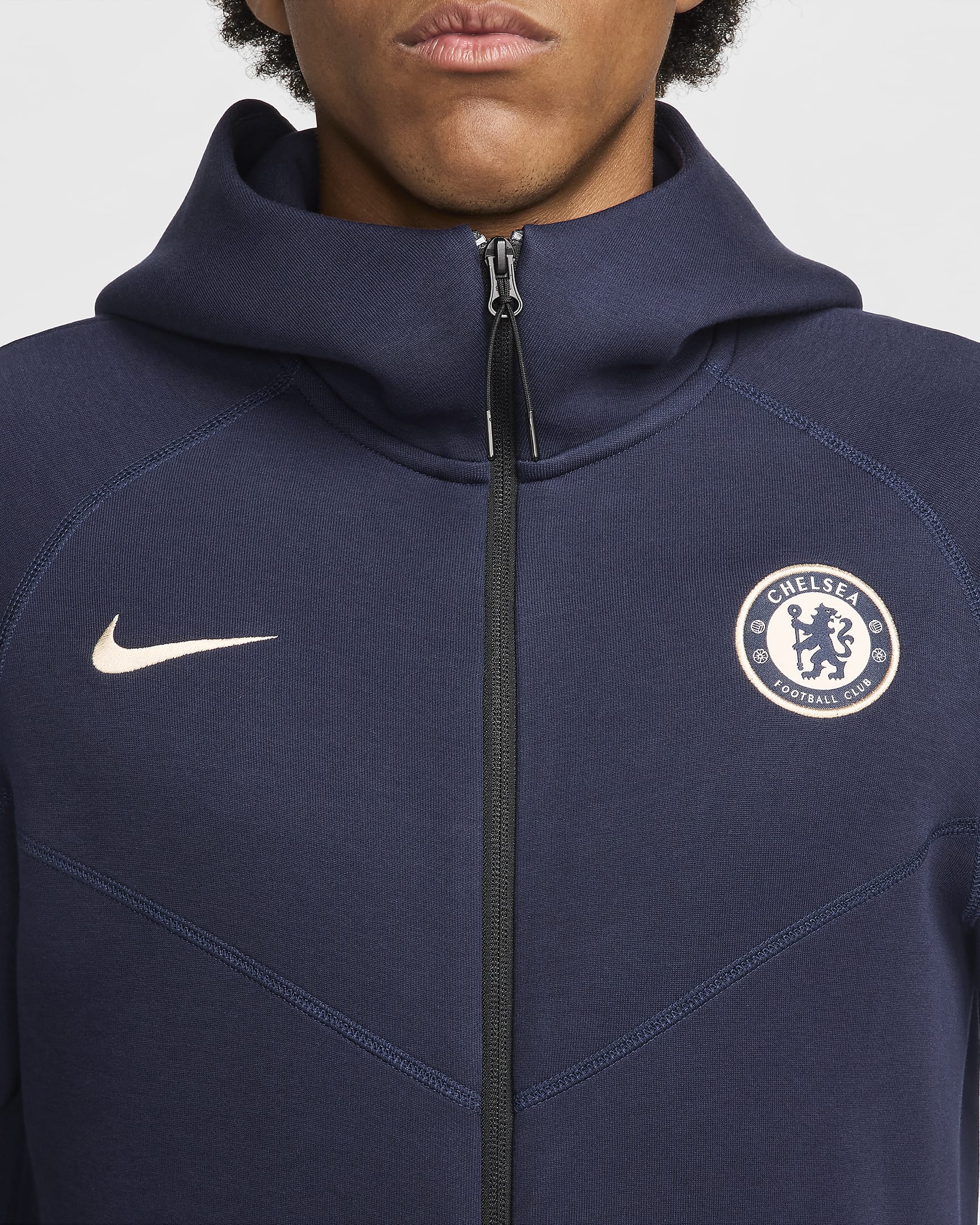 Chelsea FC Tech Fleece Windrunner Men's Nike Soccer Full-Zip Hoodie - Obsidian/Guava Ice