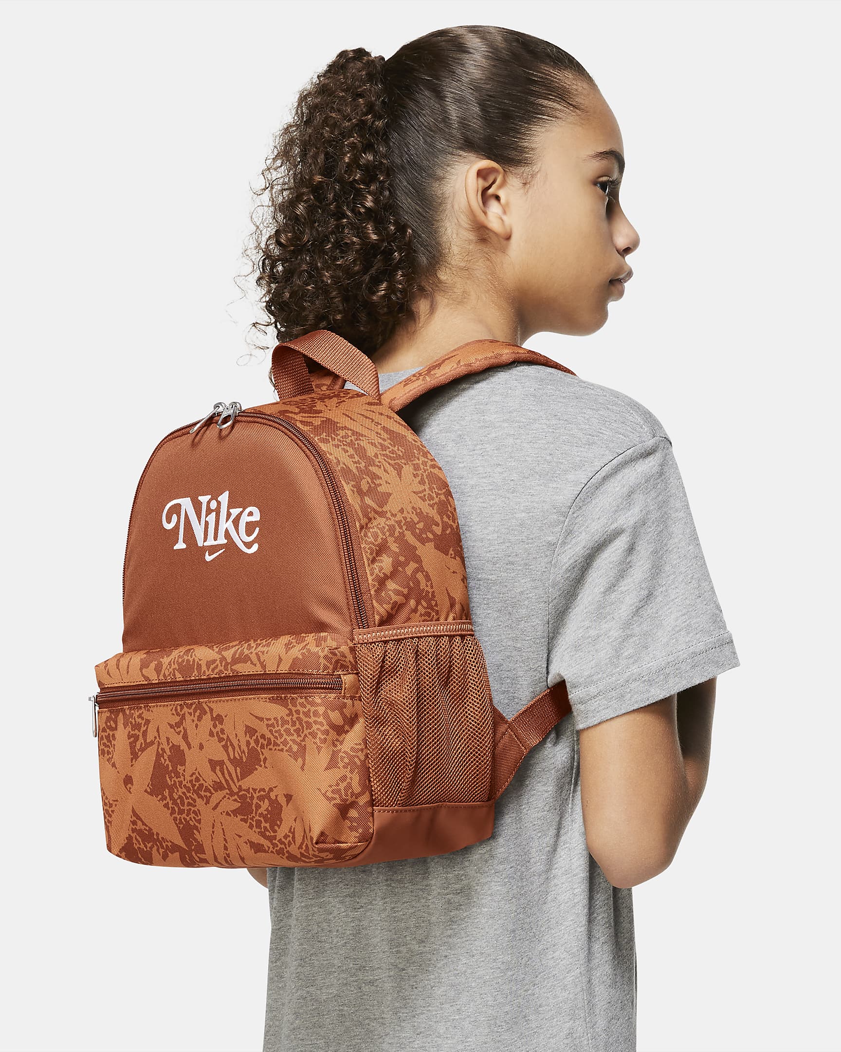 Nike Brasilia JDI Kids' Mini Backpack (11L). Nike RO