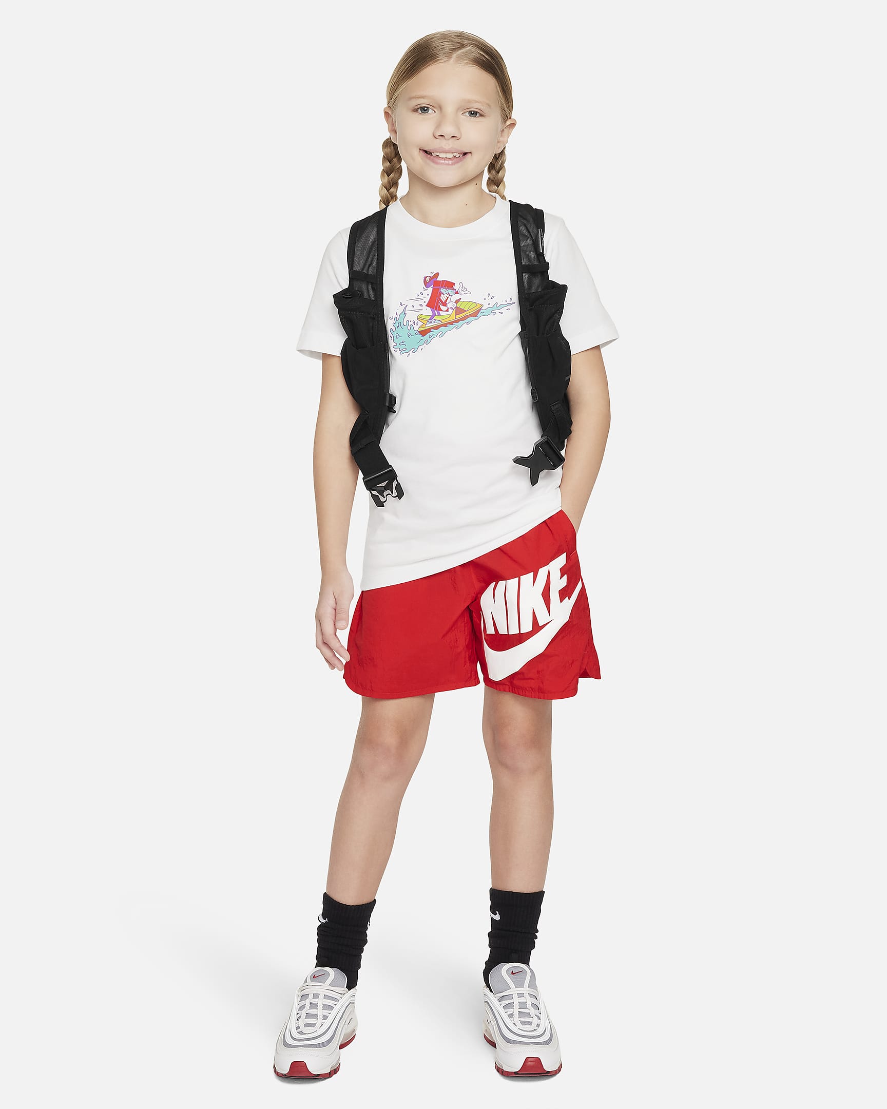 Nike Sportswear Older Kids' T-Shirt - White