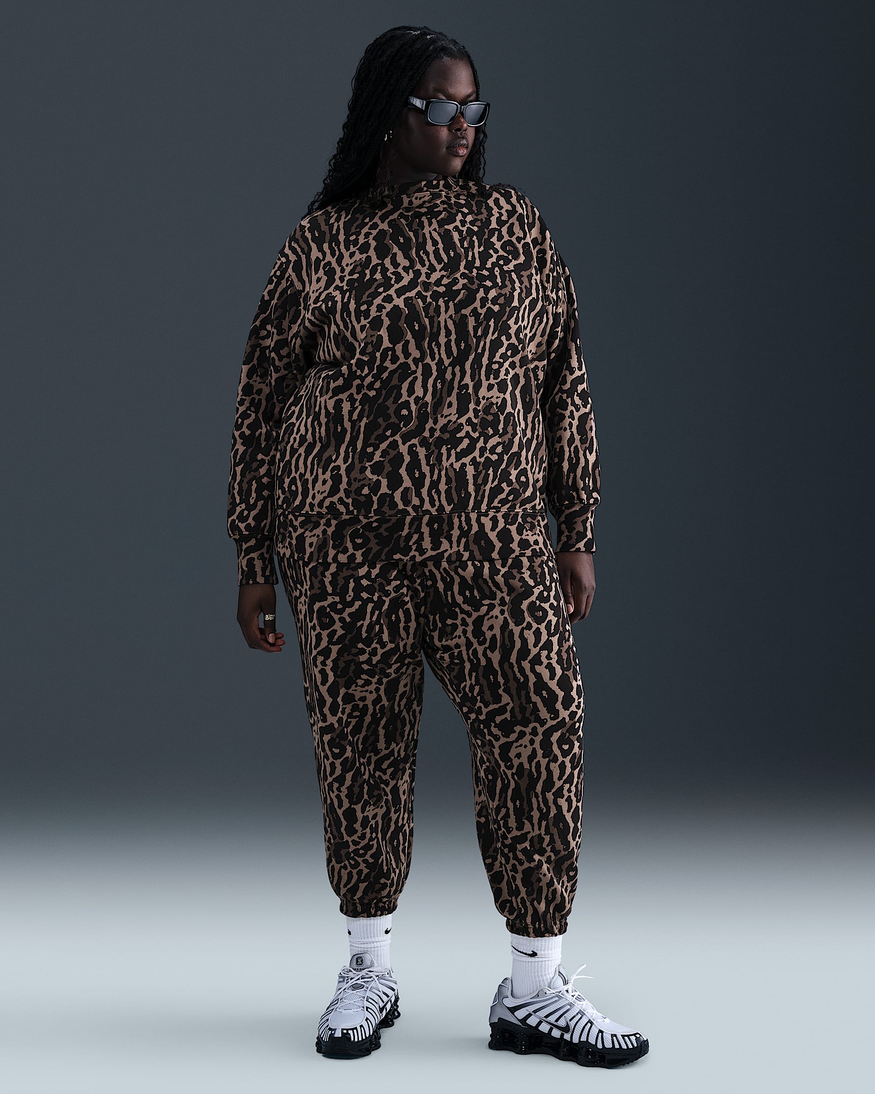 Nike Sportswear Phoenix Fleece Women's High-Waisted Oversized Printed Sweatpants (Plus Size) - Black/Ironstone/Black/Black