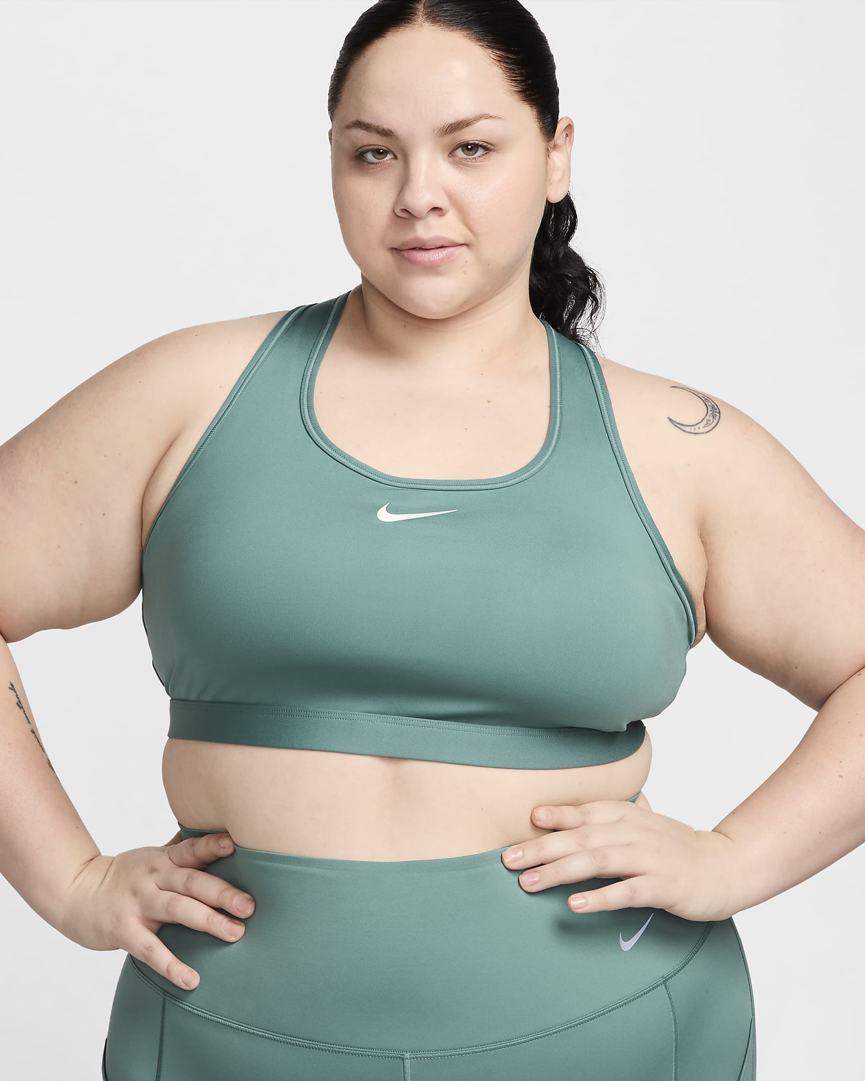 Nike Swoosh Medium Support Women's Padded Sports Bra (Plus Size) - Bicoastal/White