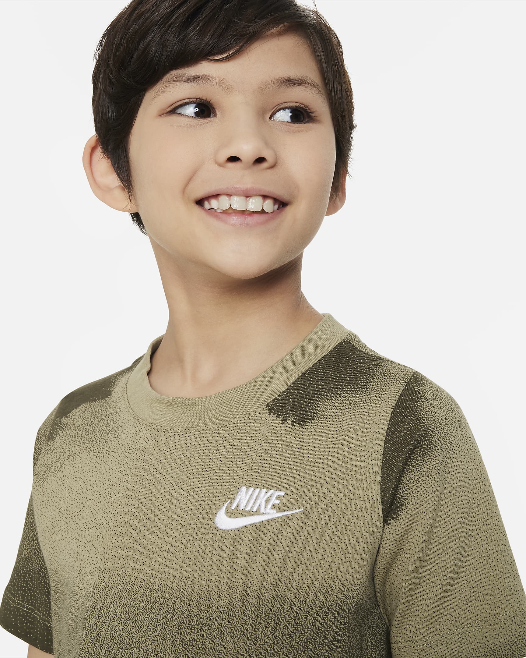 nike-sportswear-older-kids-t-shirt-nike-uk