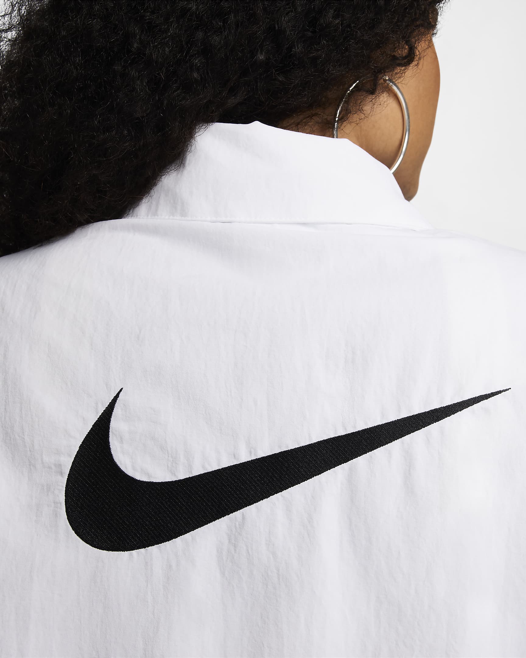 Nike Sportswear Essential Women's Oversized UV Woven Coaches' Jacket - White/Black