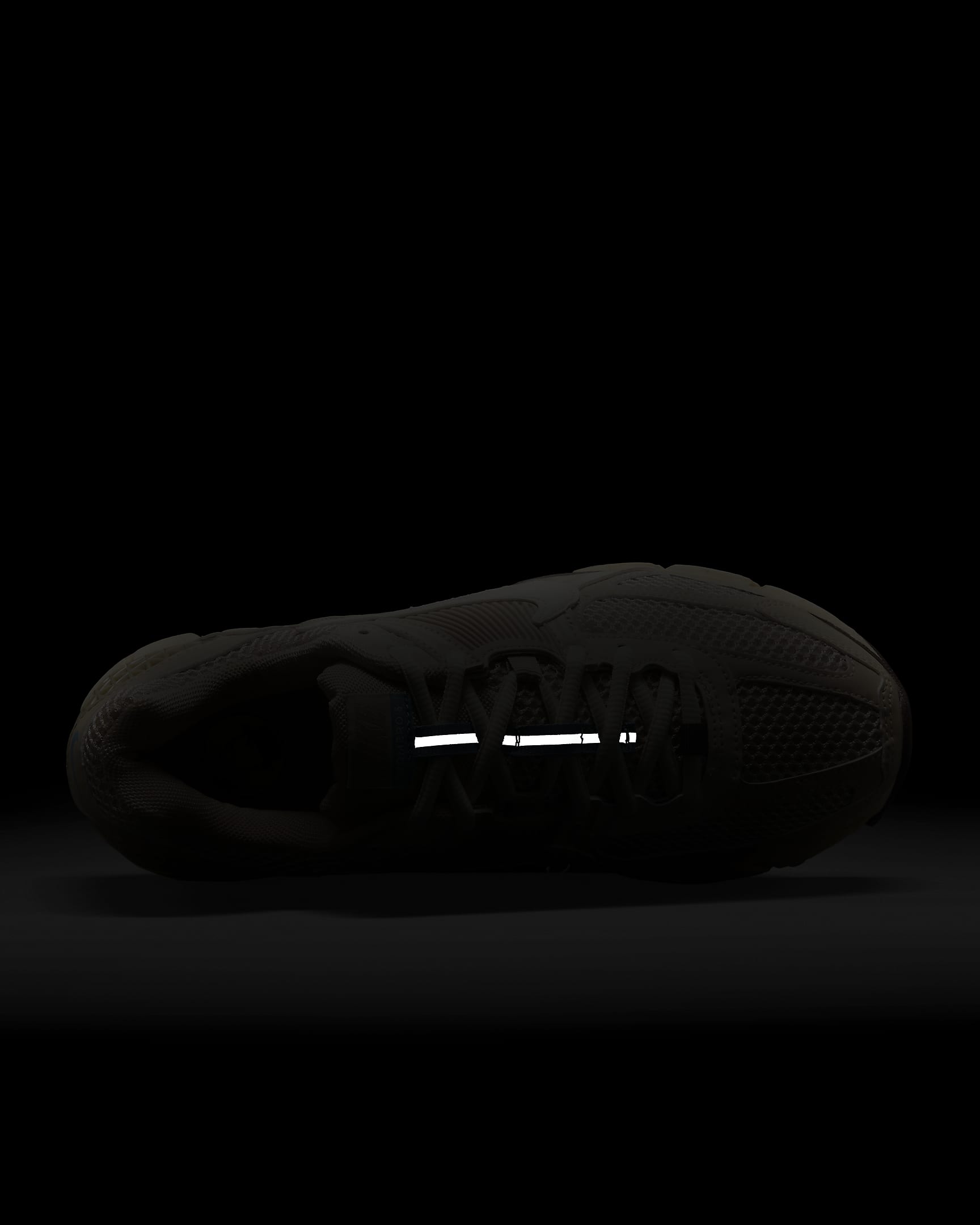 Nike Zoom Vomero 5 Women's Shoes. Nike CA