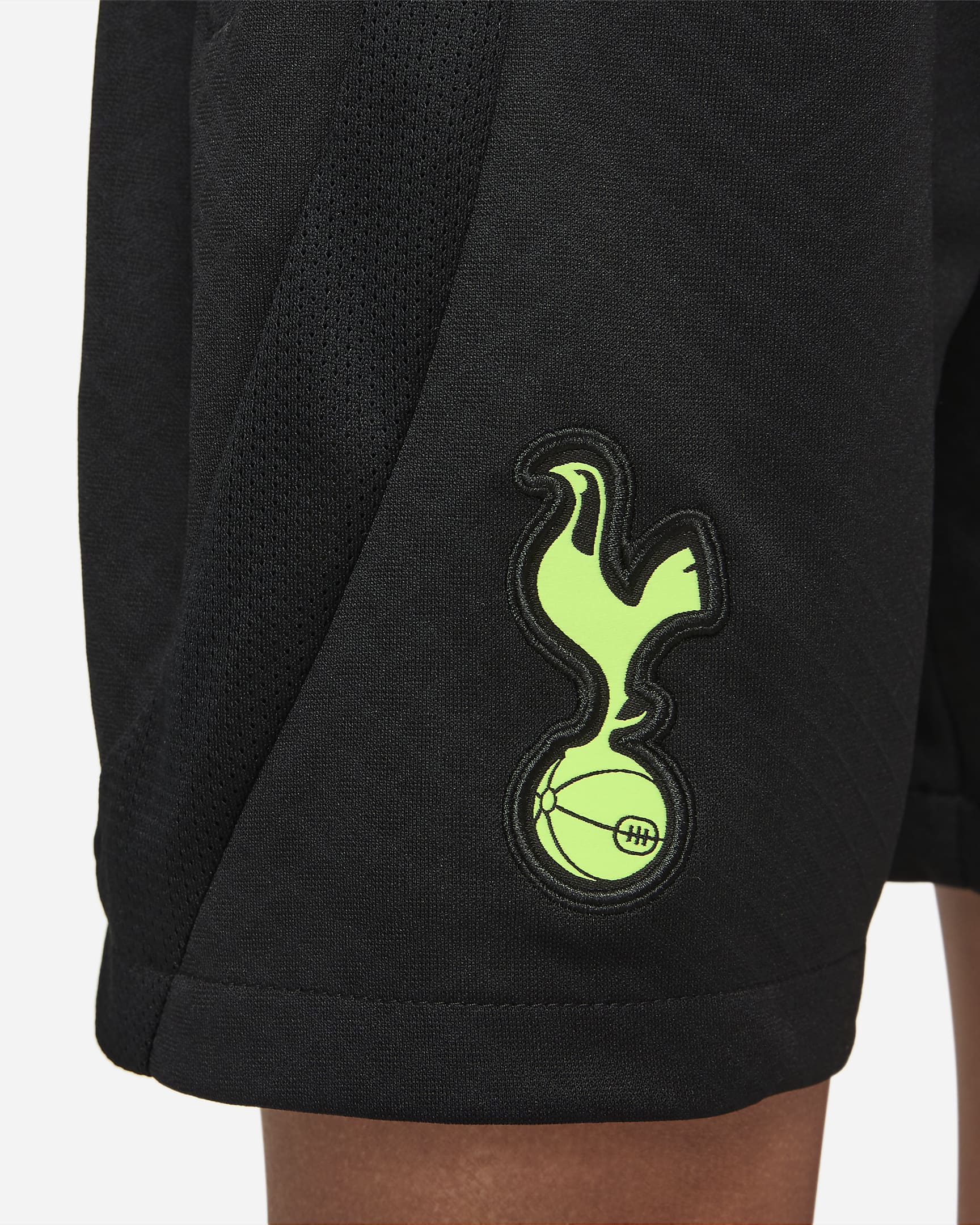 Tottenham Hotspur Strike Big Kids' Nike Dri-FIT Soccer Shorts. Nike.com