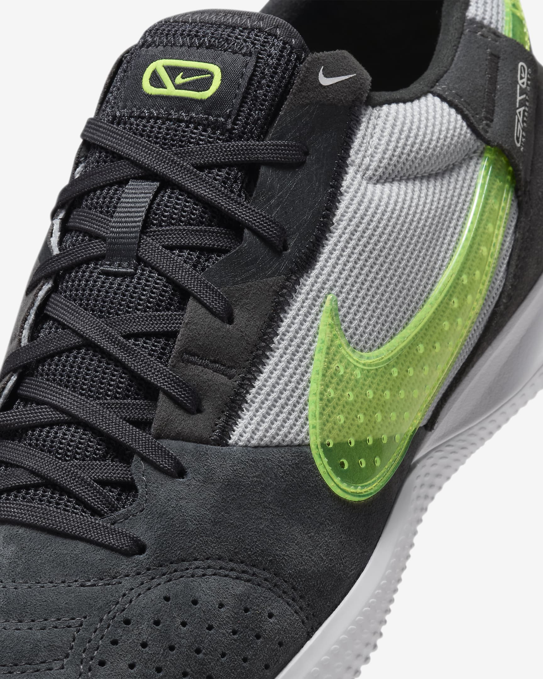 Nike Streetgato Low-Top Soccer Shoes - Black/Volt