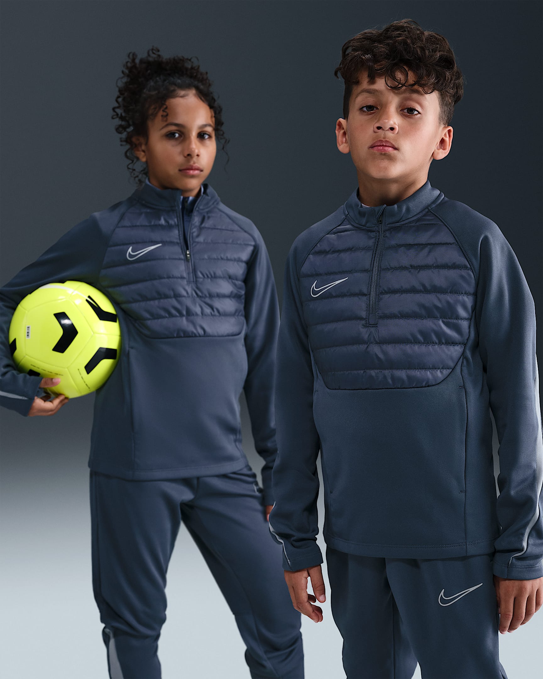 Nike Therma-FIT Academy Fußball-Trainingsoberteil für ältere Kinder - Thunder Blue/Cool Grey