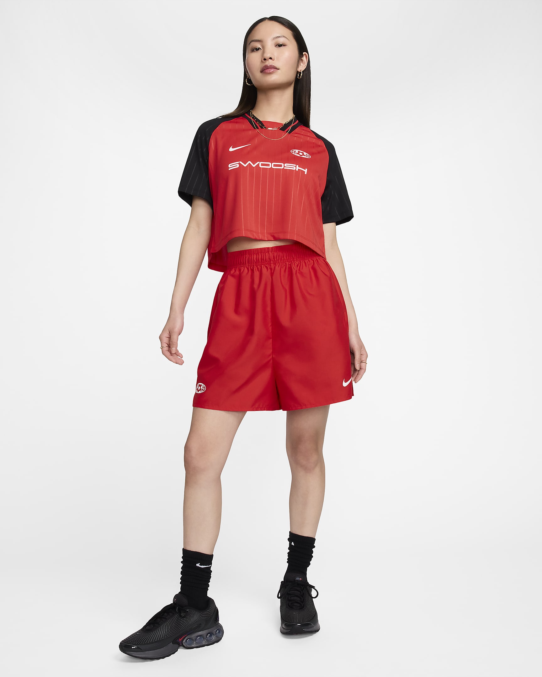 Nike Sportswear Women's Short-Sleeve Crop Top - Light Crimson/Black