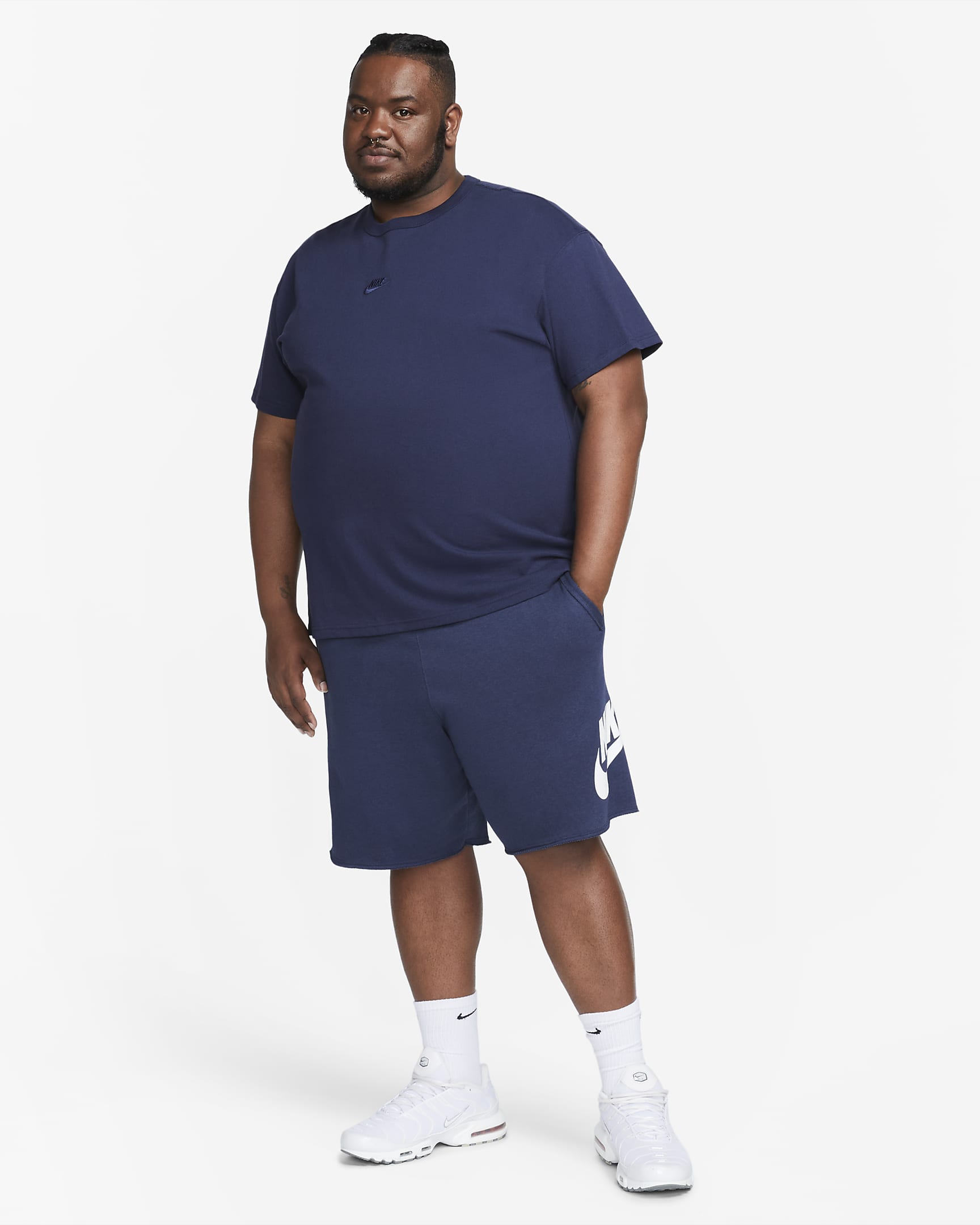 Nike Club Alumni Men's French Terry Shorts - Midnight Navy/White/White